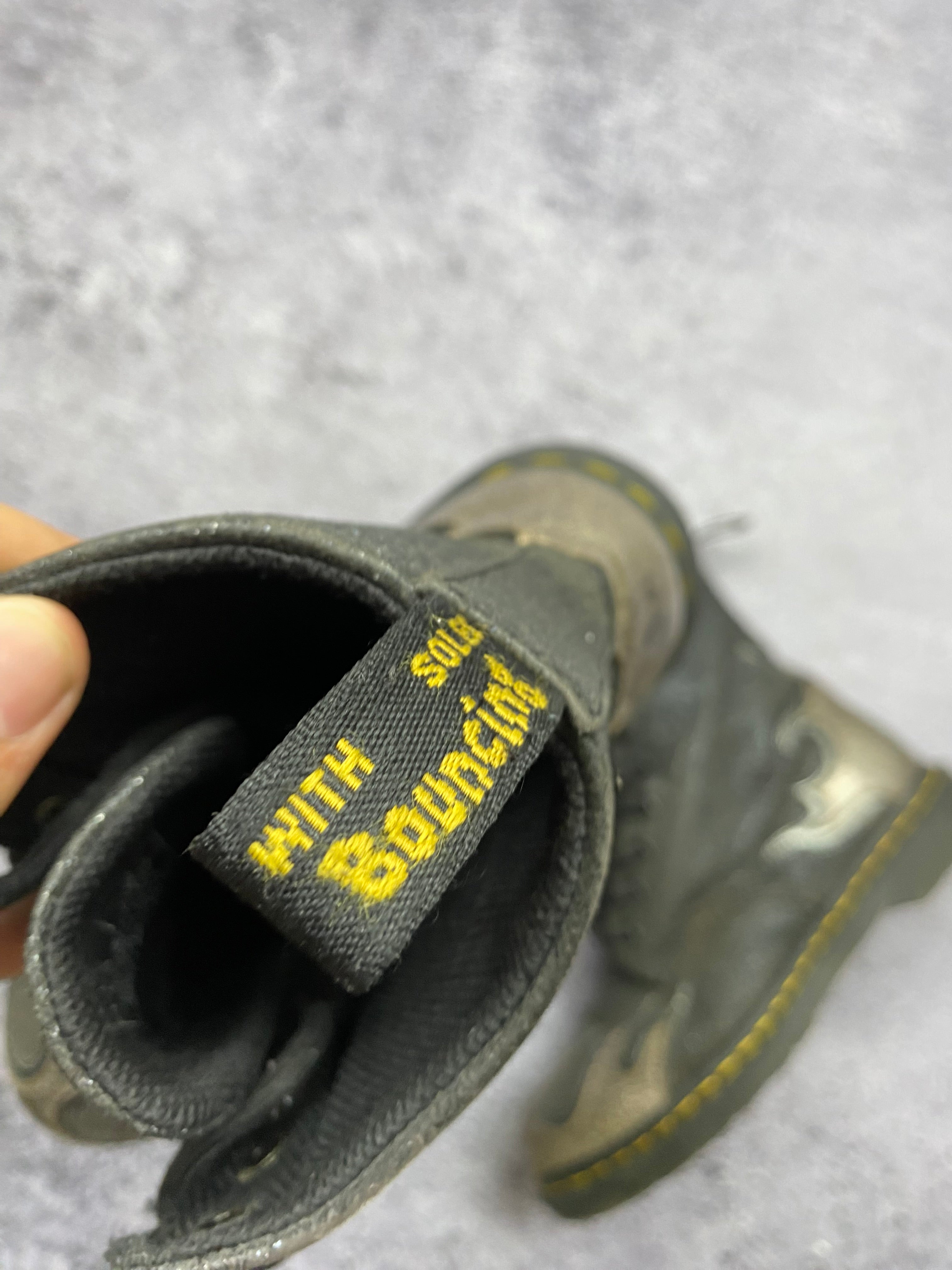 Dr. Martens 1460 Flame Glitter – botki skórzane r. 39