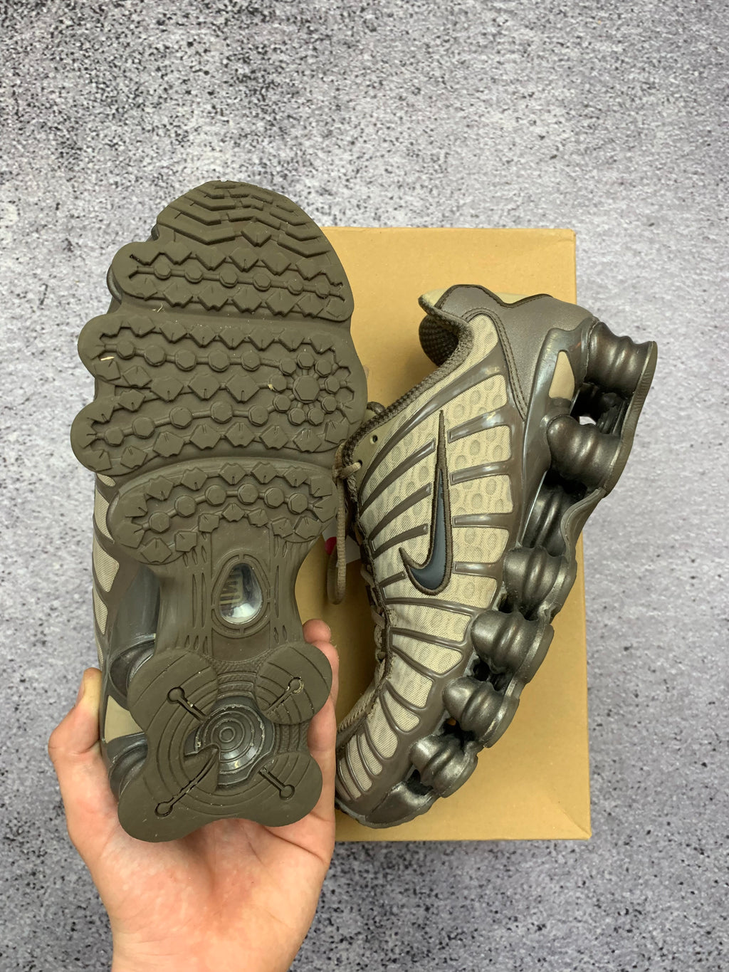 Nike Shox TL r. 37 sneakersy khaki/olive stan bardzo dobry