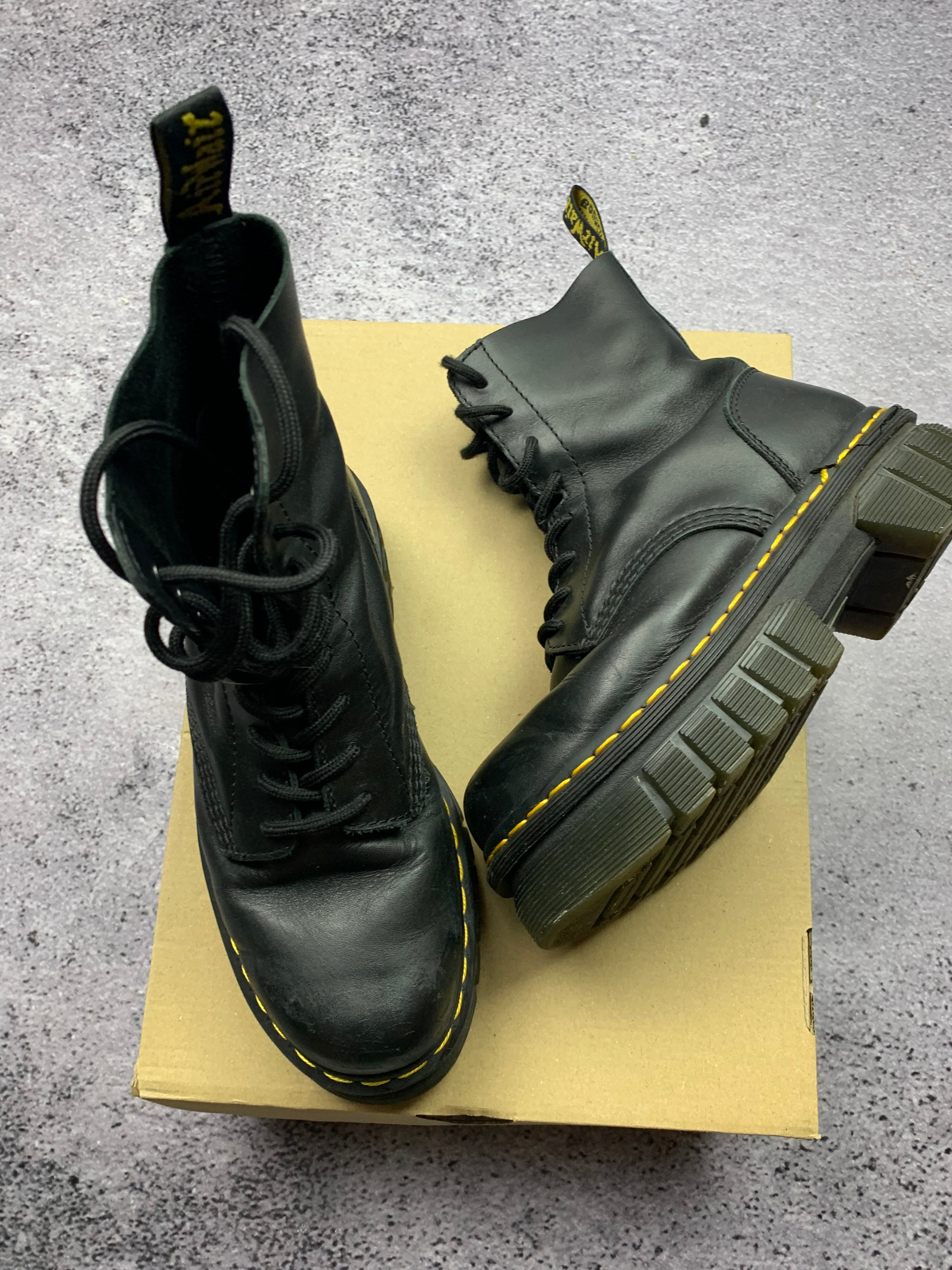 Dr. Martens Audrick 8-Eye Boot – skórzane botki platforma r. 38