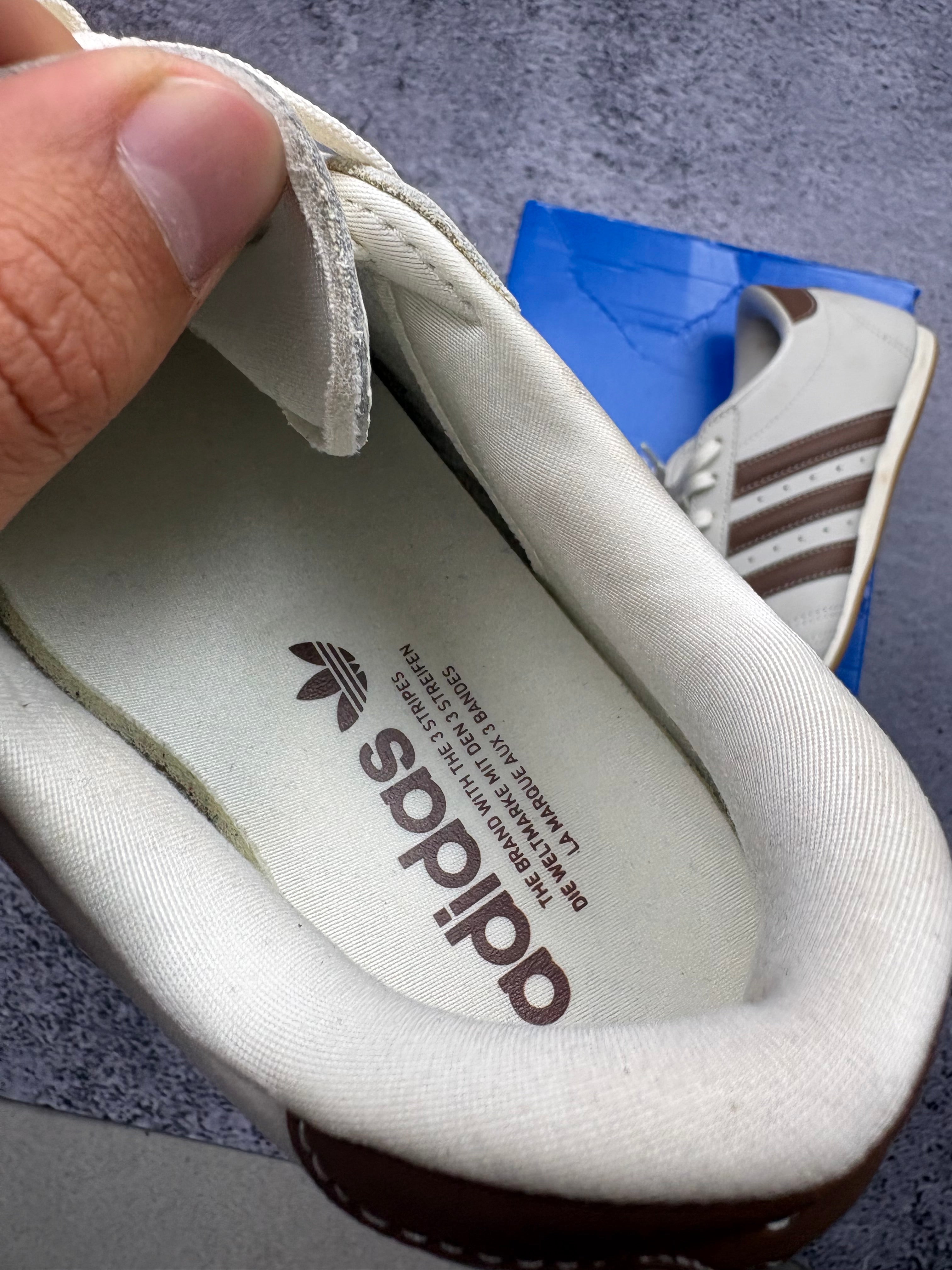 Adidas Mundial Team Cream Brown Leather Indoor Football Sneakers Retro 39 1/3