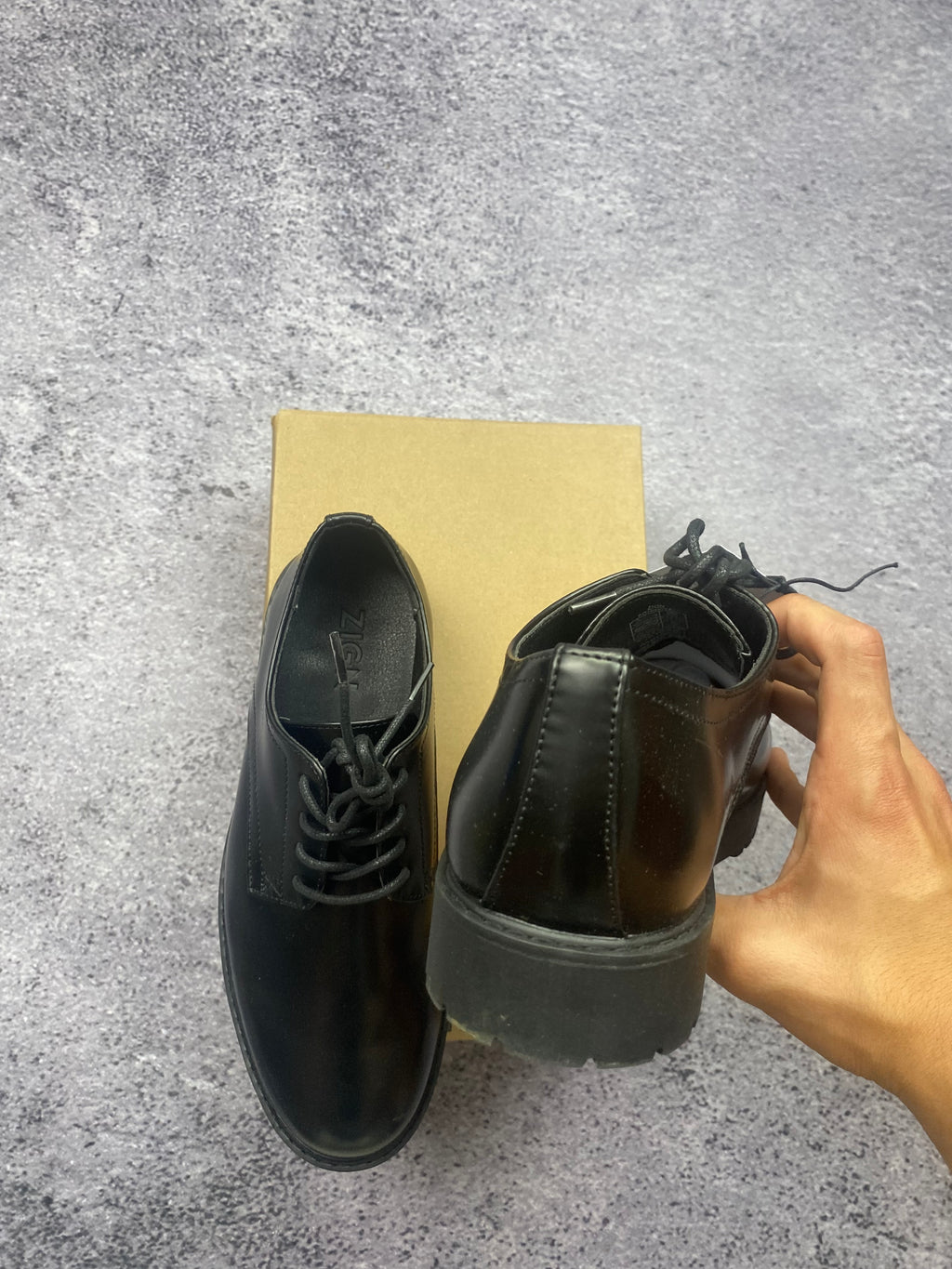 Zign black leather half shoes with a thick sole, size 40