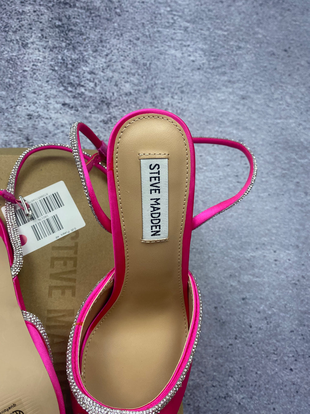 Steve Madden pink stiletto heels with rhinestones and bow, size 40