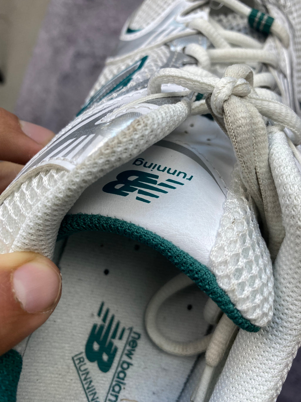 New Balance 530 white sports sneakers size 40