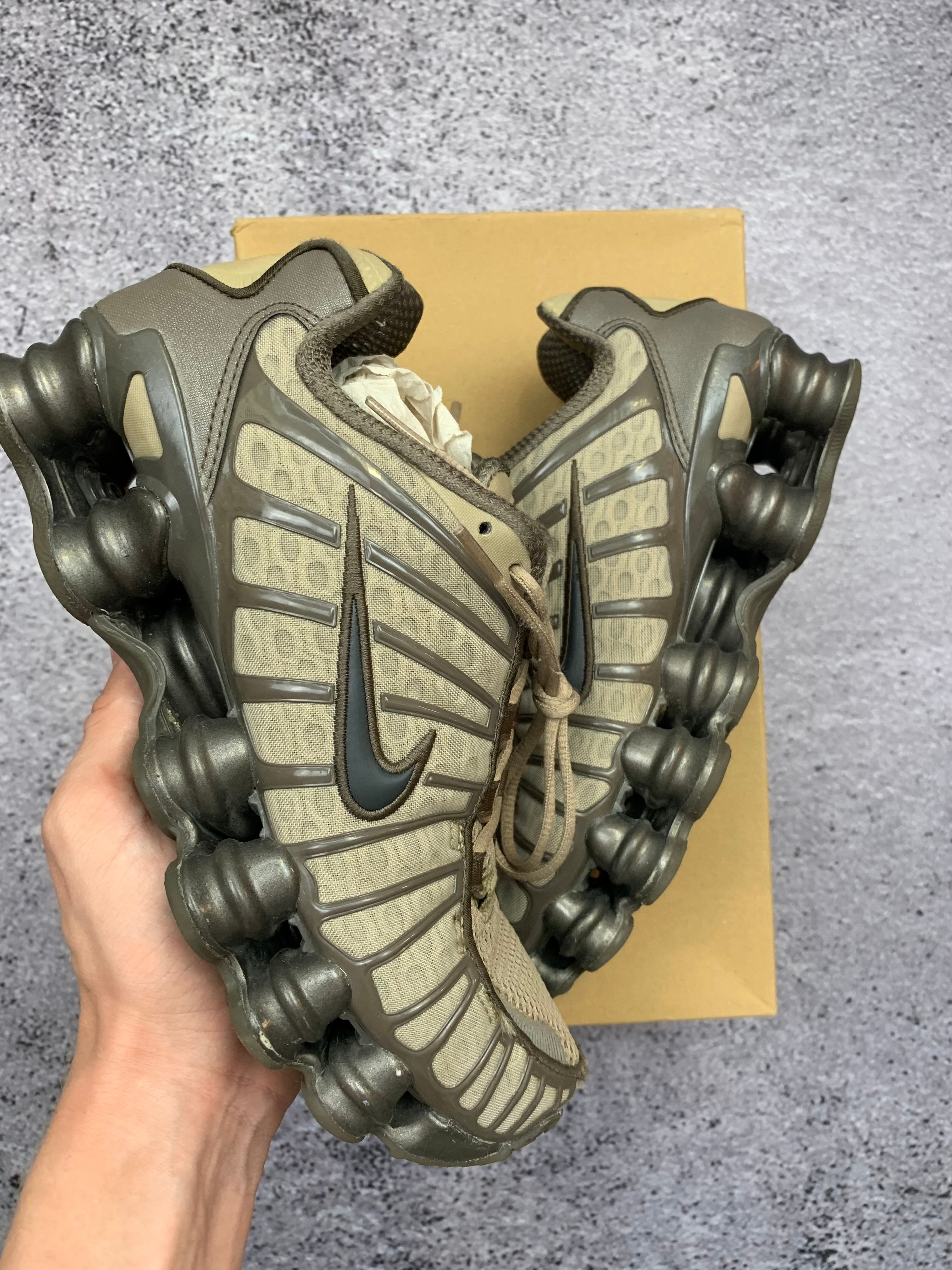 Nike Shox TL r. 37 sneakersy khaki/olive stan bardzo dobry