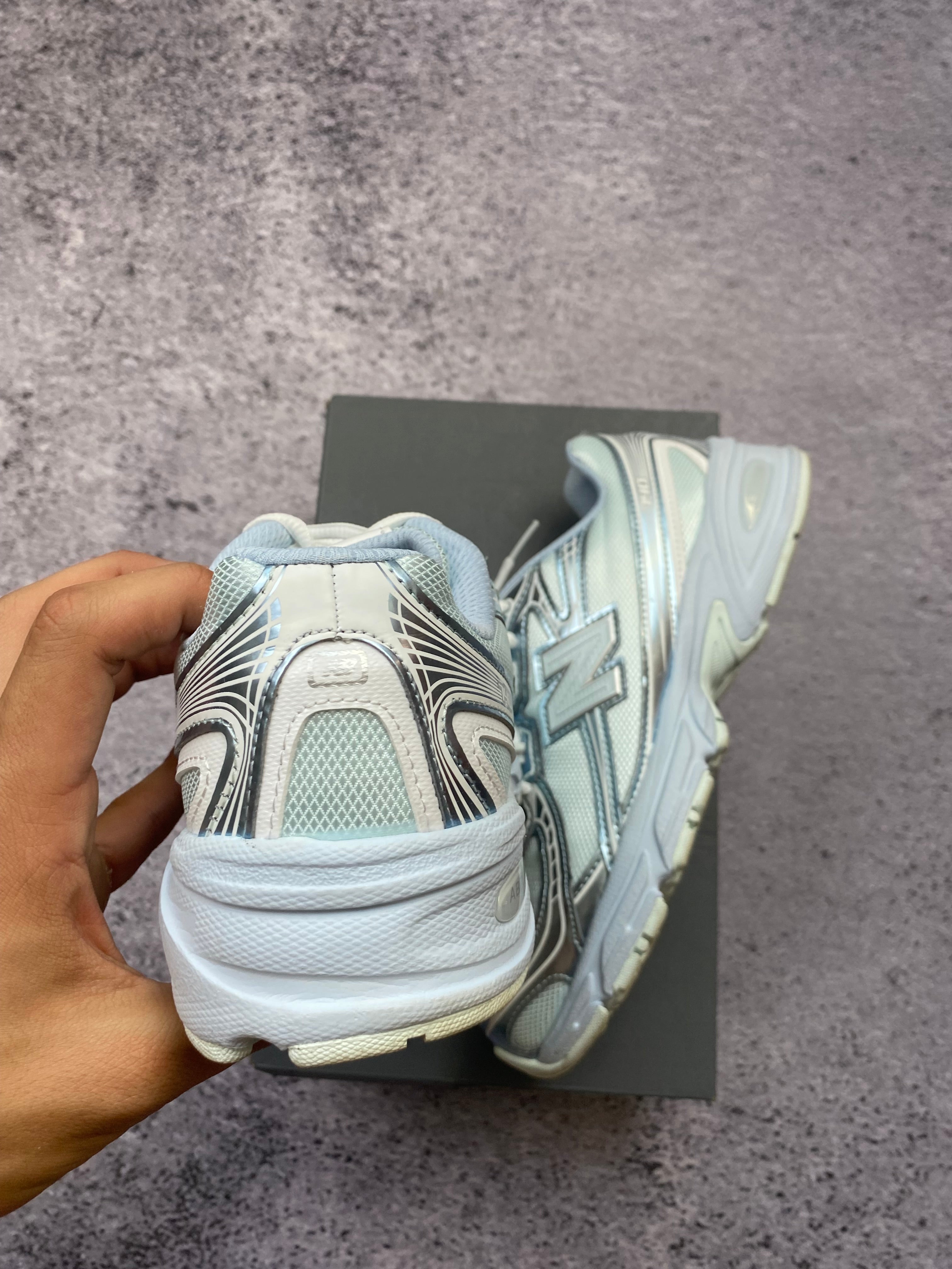 New Balance 740 white and silver sports sneakers size 40