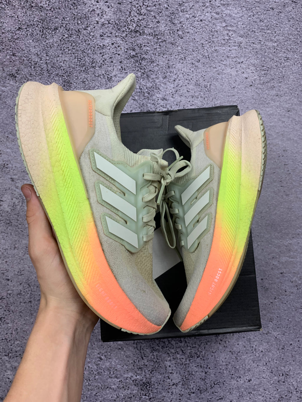 Adidas Ultraboost Jasne Beżowe Buty Biegowe r. 39 BDB + Box