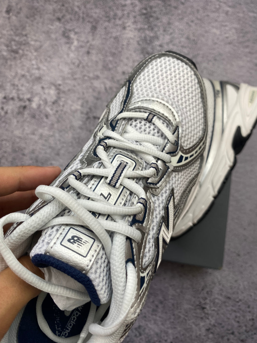 New Balance 530 white sports sneakers size 40