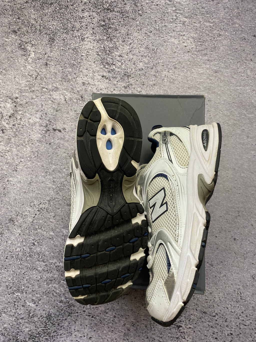 New Balance 530 white sports sneakers size 40