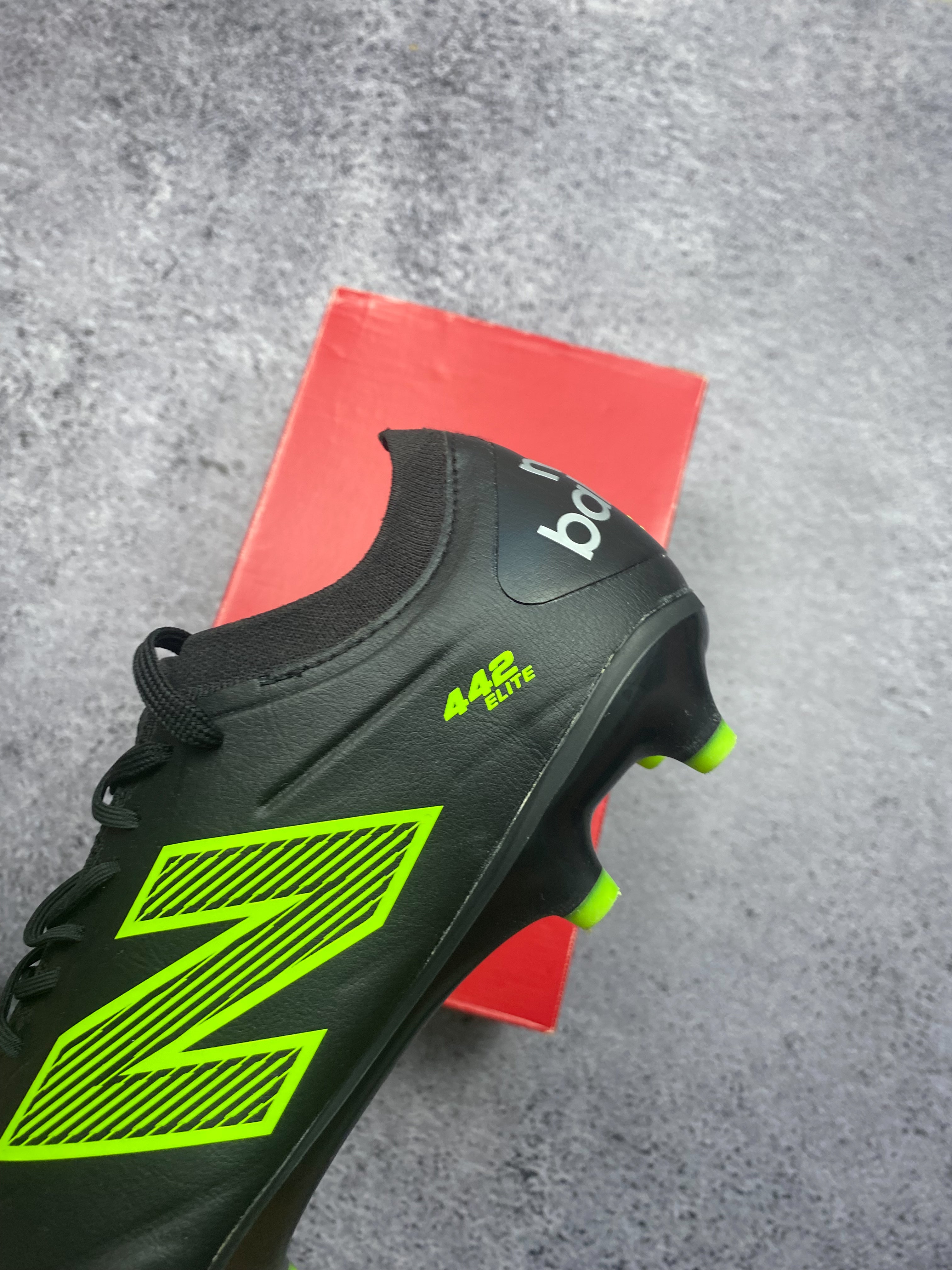 New Balance Furon 4.0 Dispatch FG 46.5 – Football Cleats