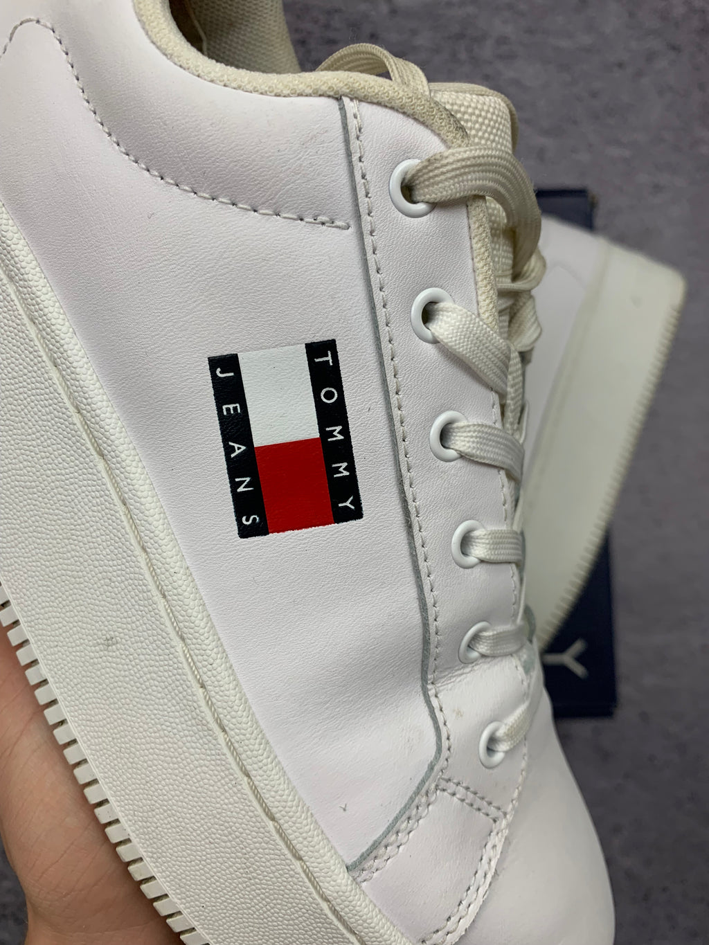 Tommy Jeans TJW Flatform Sneaker Białe Sneakersy Platforma r. 39 + Box