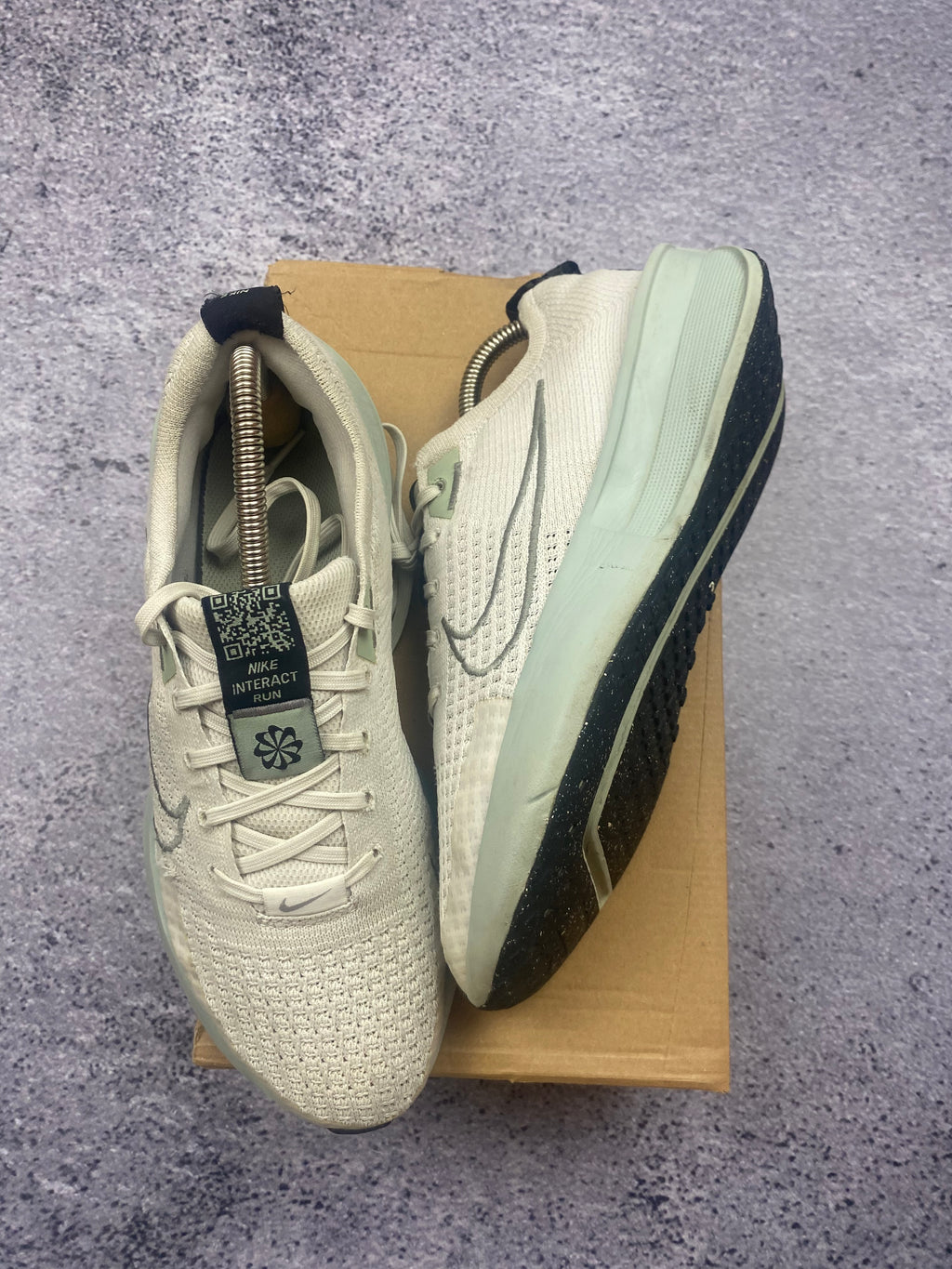 Nike ZoomX Invincible Run Flyknit 3 Phantom Light Bone Running Shoes 42