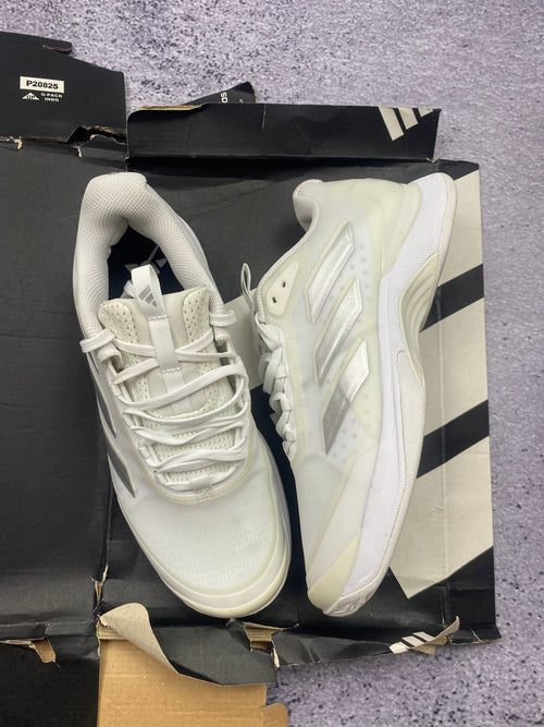 Adidas CourtJam Control white tennis shoes size 40