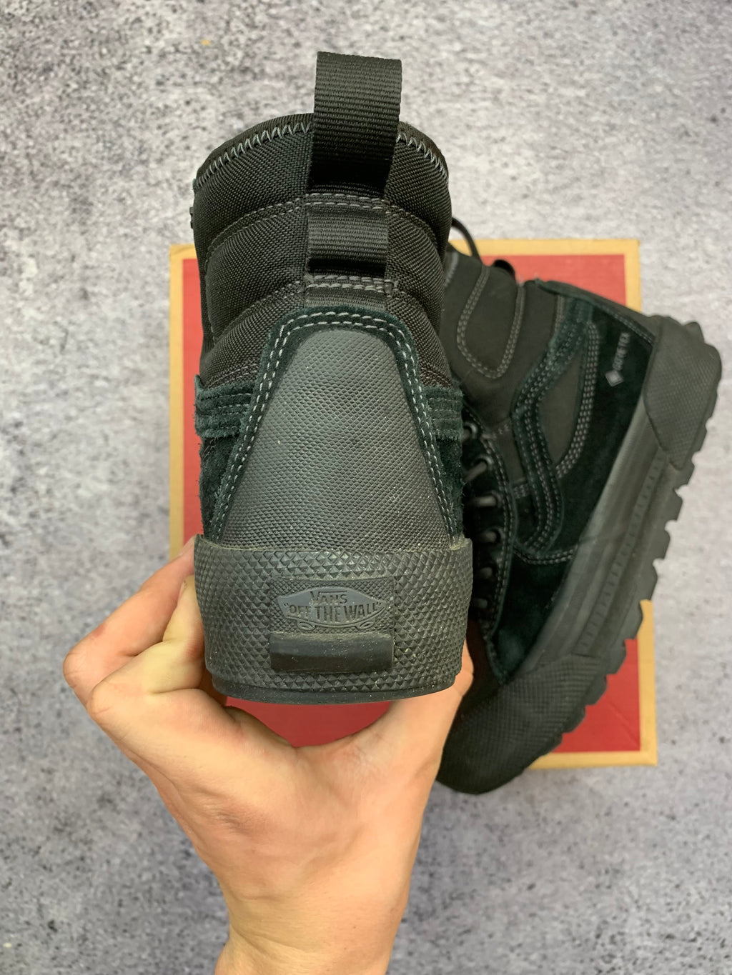 Vans Sk8-Hi Gore-Tex MTE-3 r. 38 czarne sneakersy outdoor