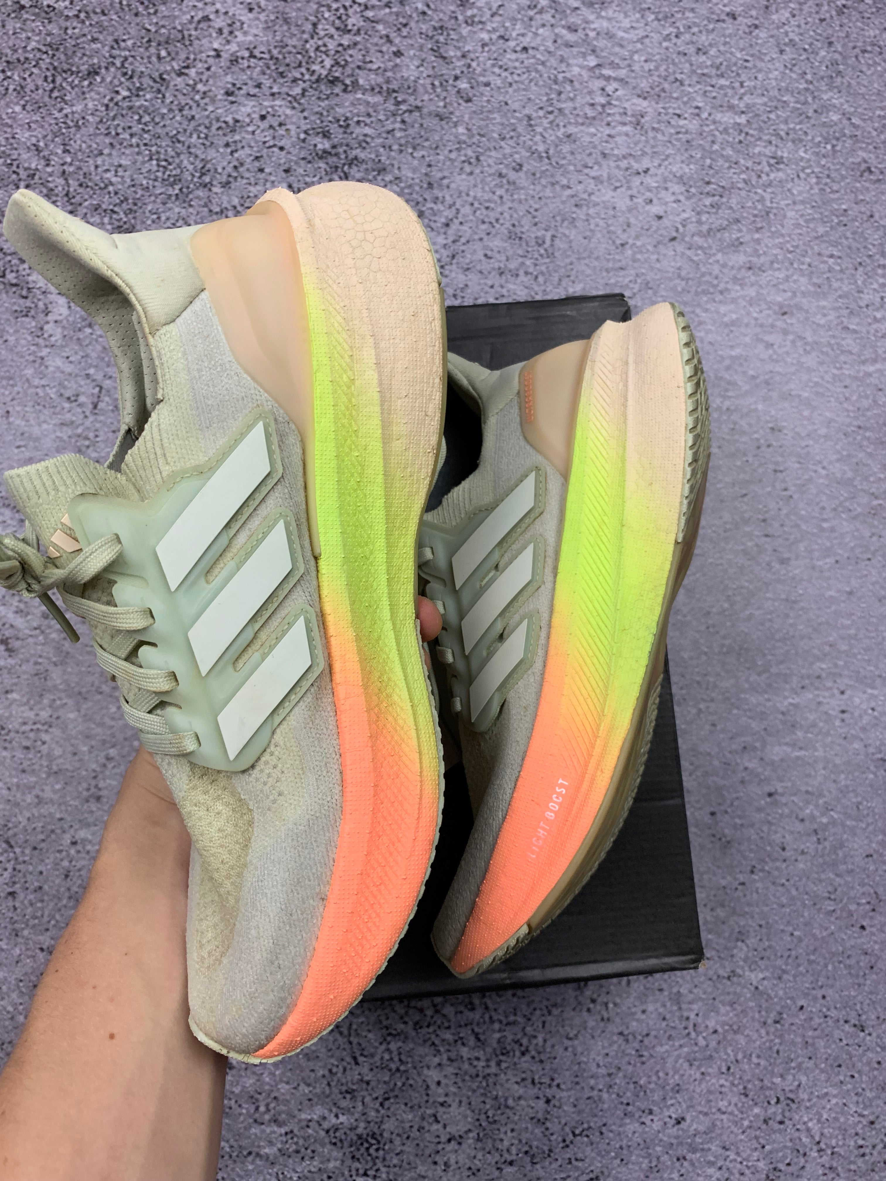 Adidas Ultraboost Jasne Beżowe Buty Biegowe r. 39 BDB + Box