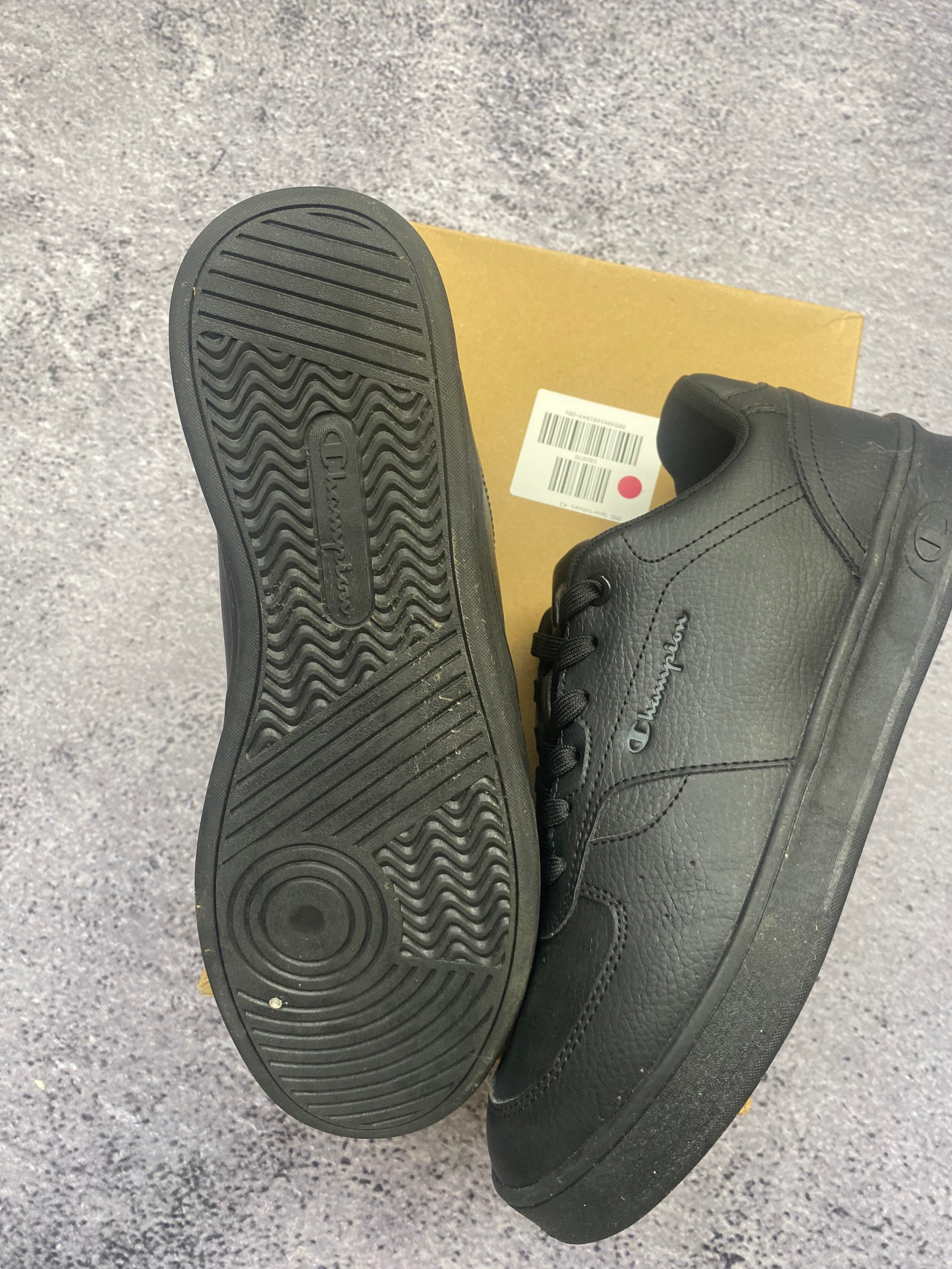 Champion Low Cut Court Club Triple Black Leather Sneakers 43