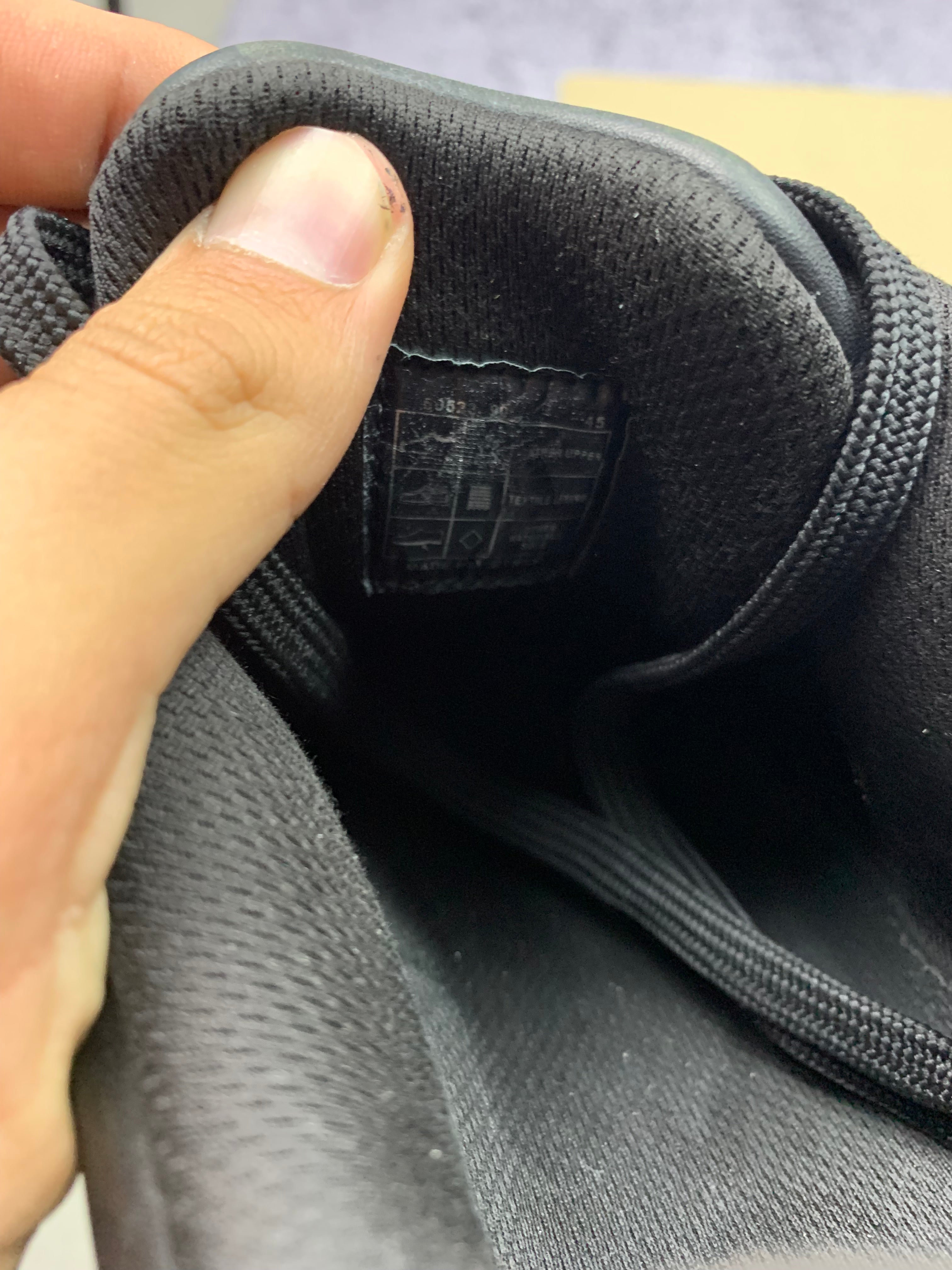 HUGO BOSS – skórzane sneakersy high-top r. 45