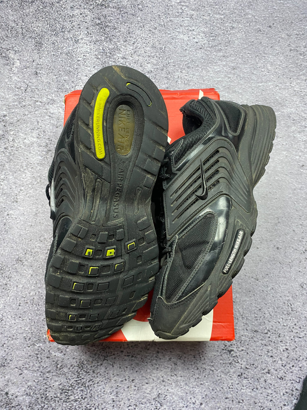Nike Air Max Moto 2K Black 45.5 – athletic sneakers