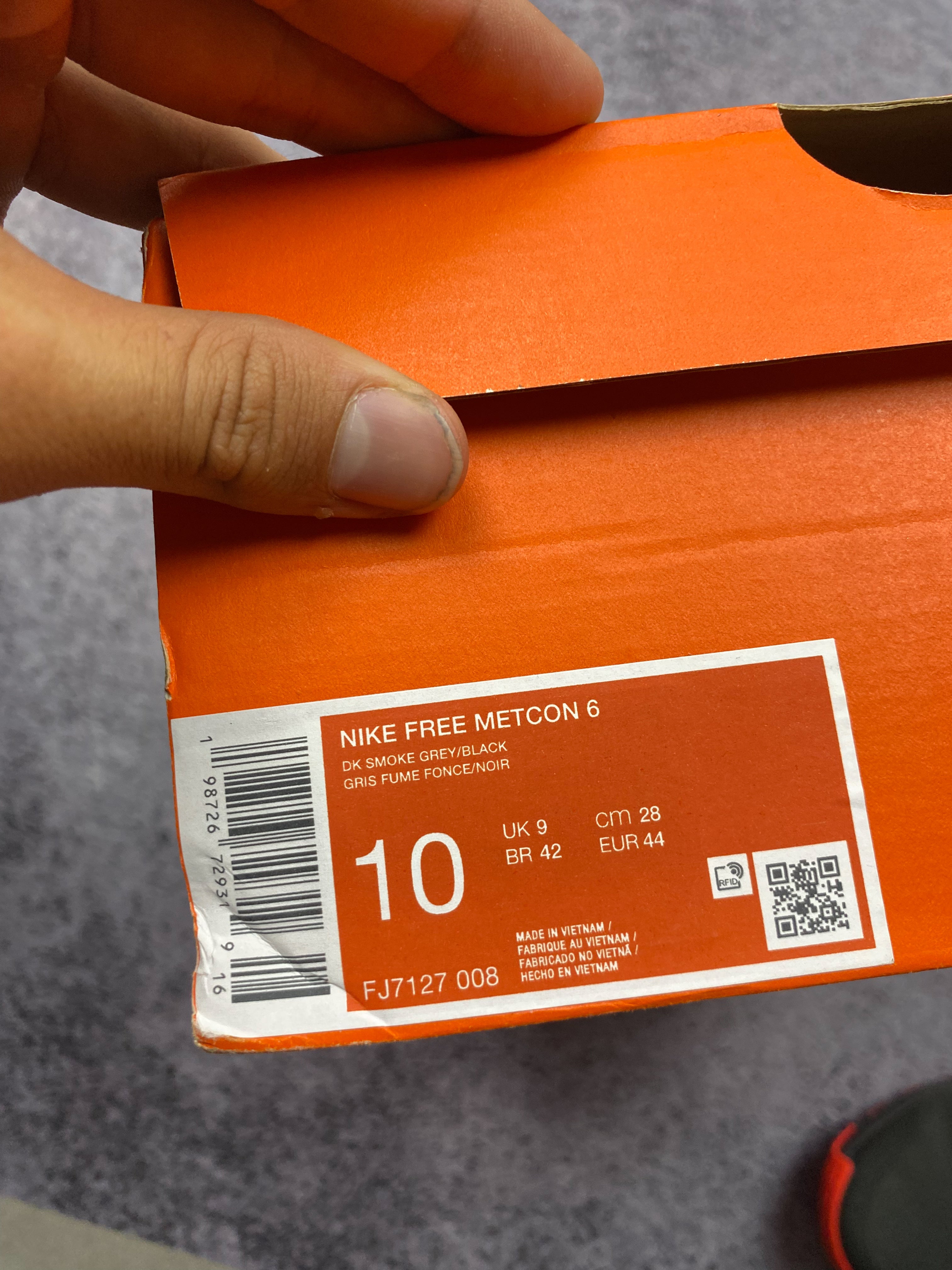 Nike Free RN Black Orange 44 – lightweight sports shoes