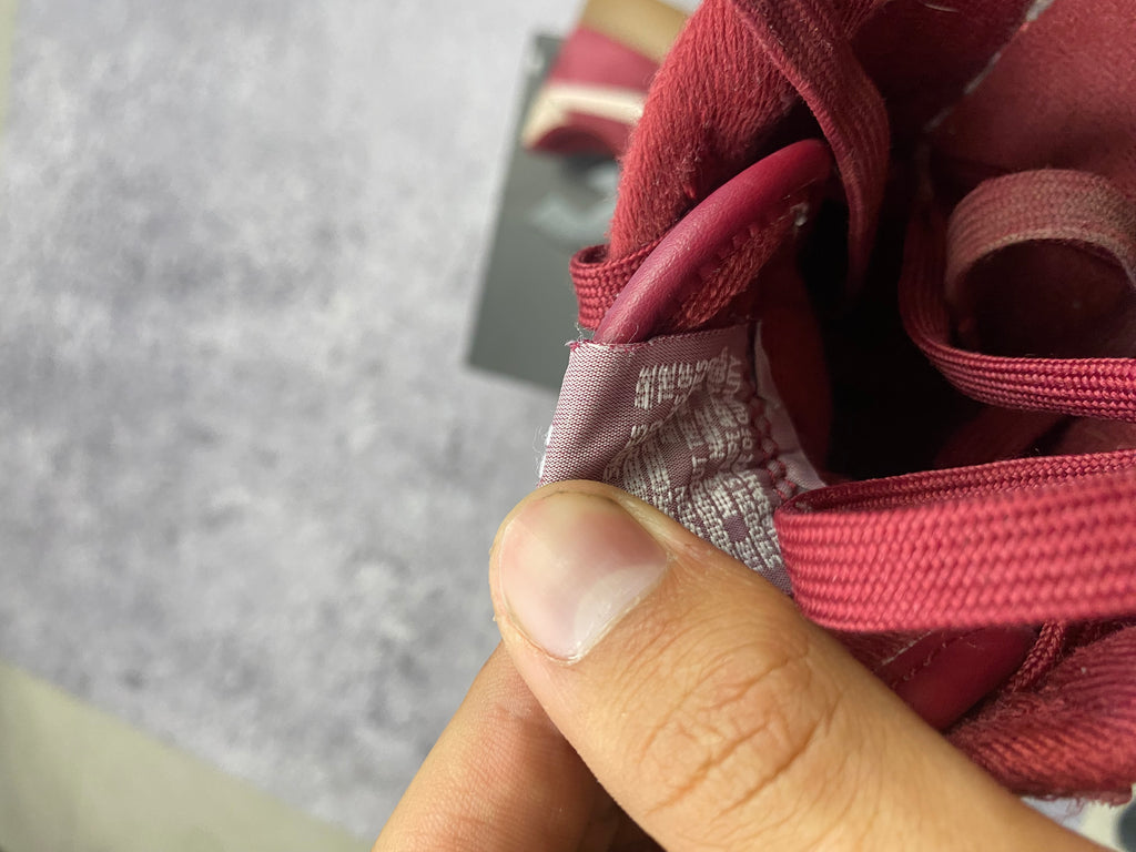 Nike suede burgundy sneakers size 41