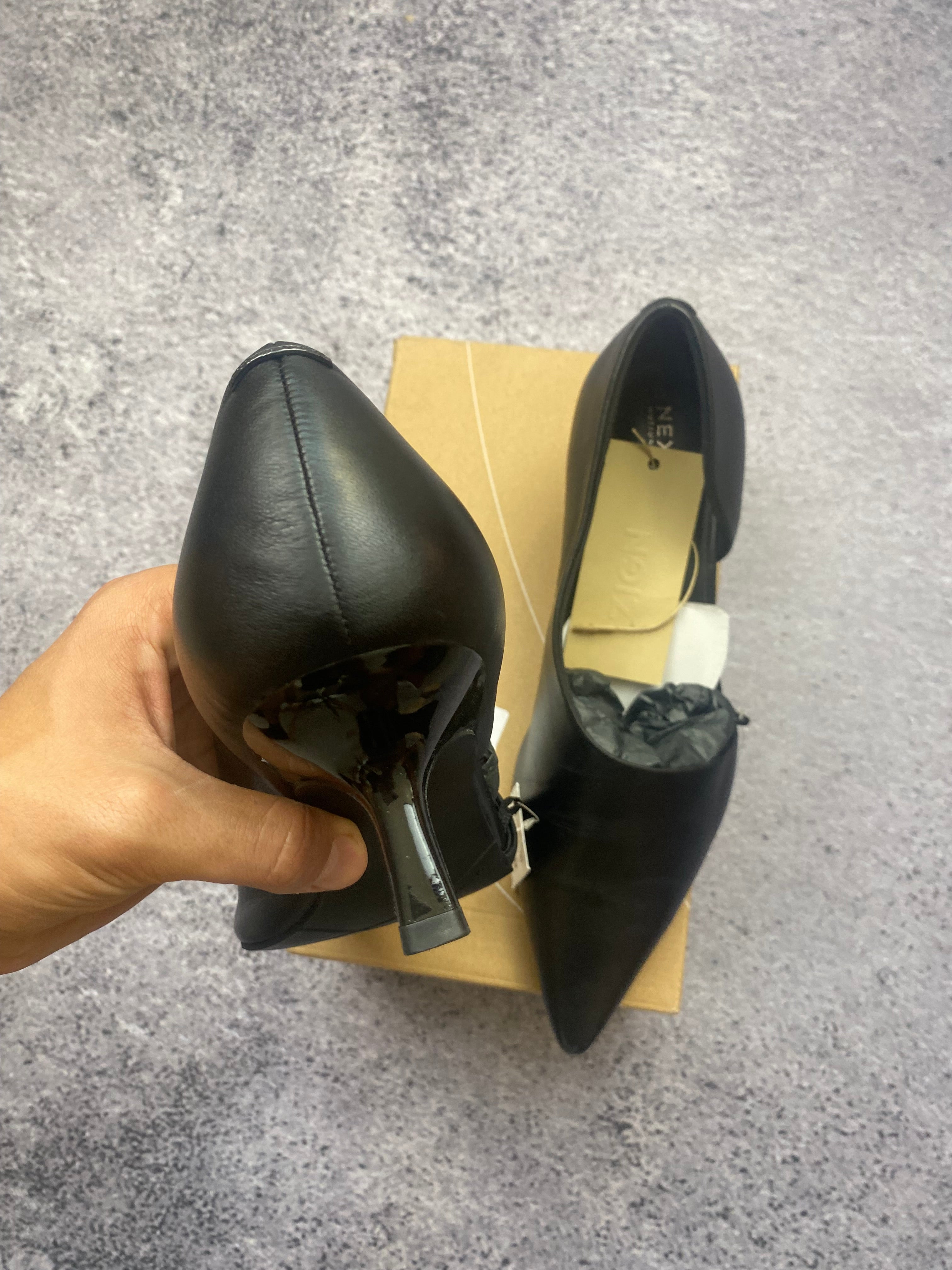 Next London Collection Elegant Pointed Leather Pumps Black Size 43
