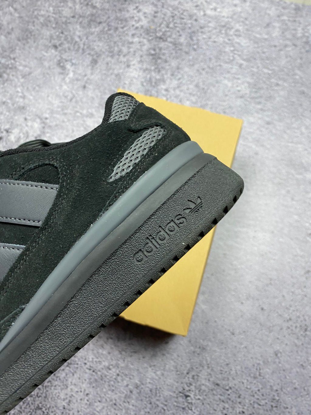 Adidas Breaknet 2.0 Black Monochrome Suede Sneakers 44