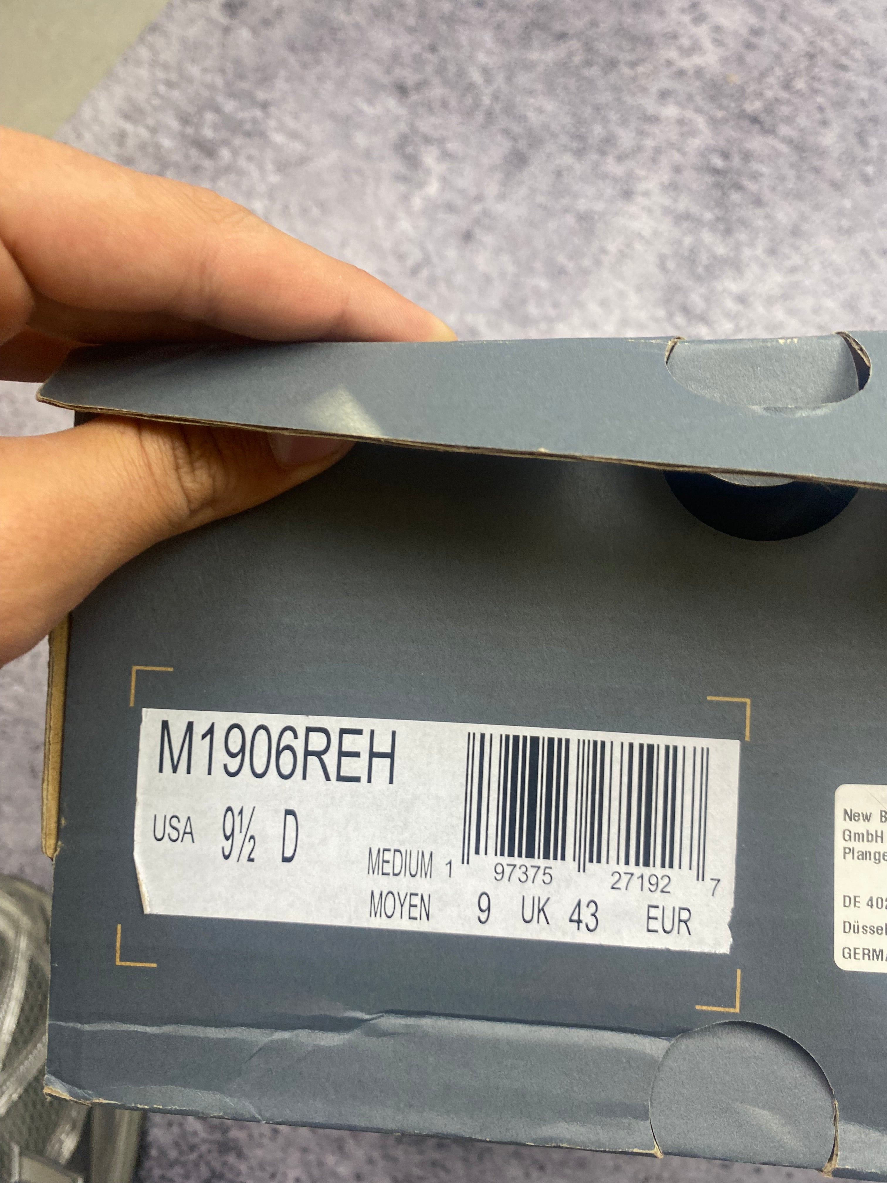 New Balance 1906R Silver Grey Running Sneakers Y2K 43
