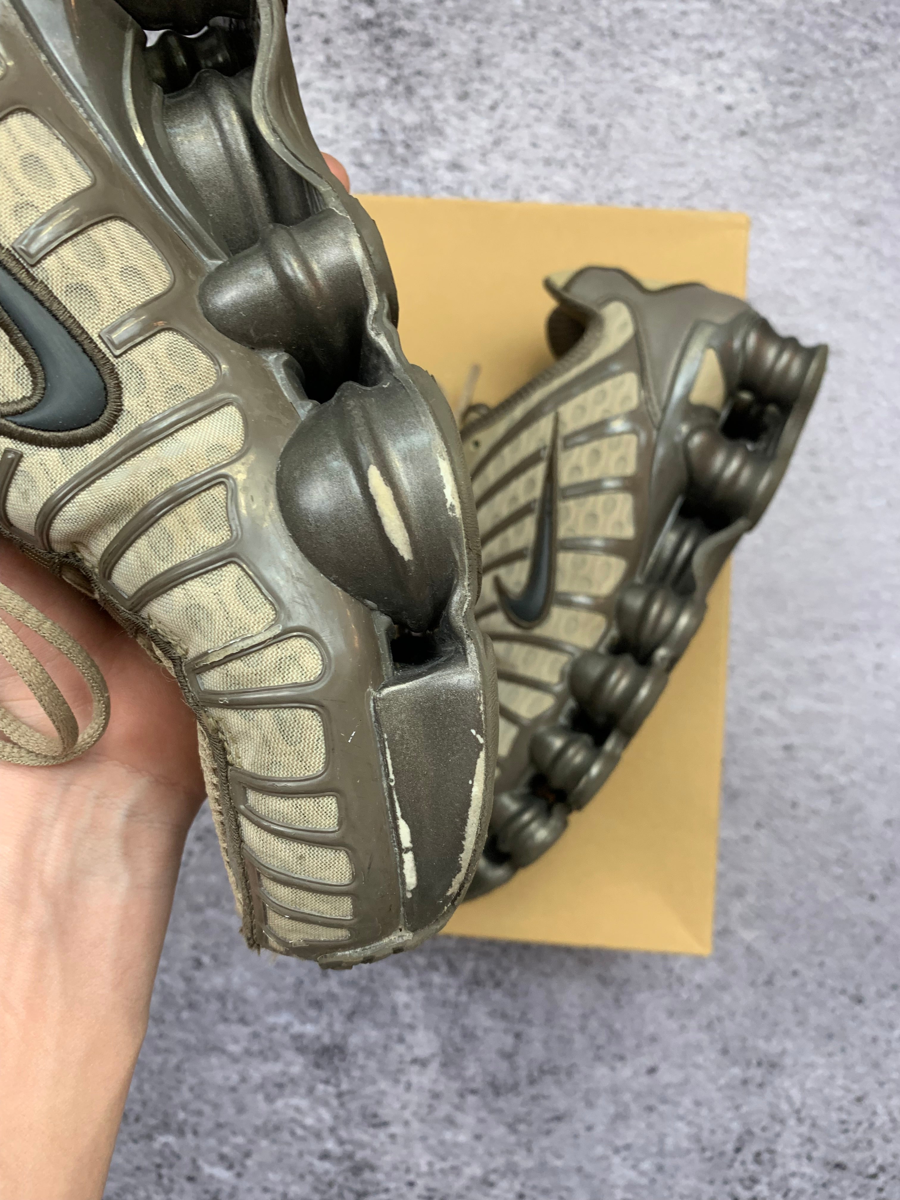 Nike Shox TL r. 37 sneakersy khaki/olive stan bardzo dobry