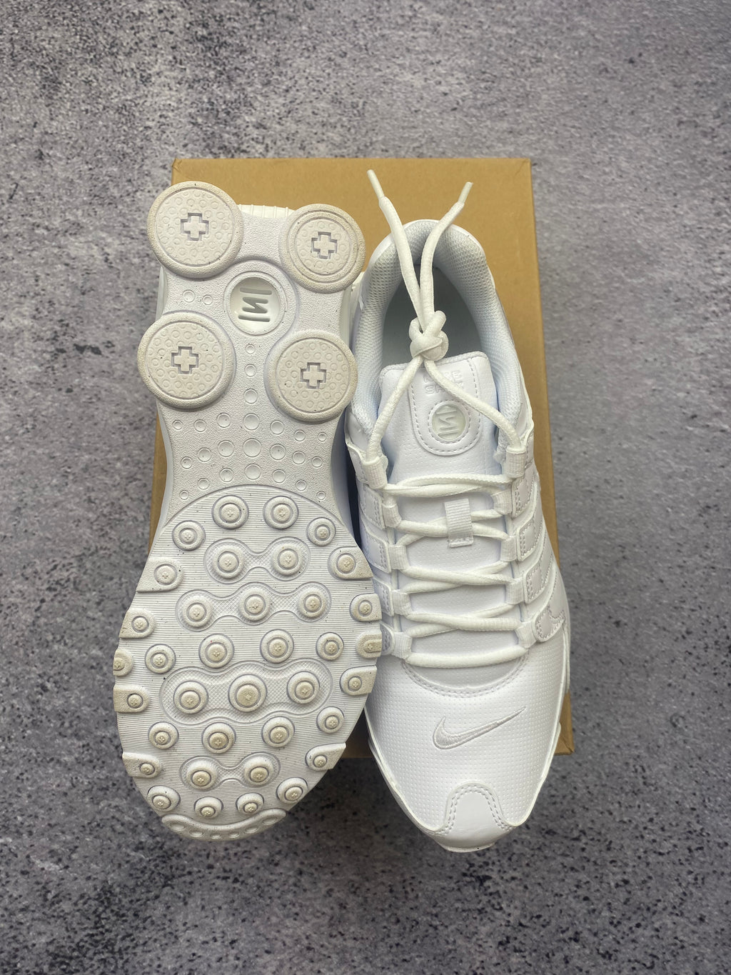 Nike Shox NZ EU Triple White Leather Running Sneakers 43