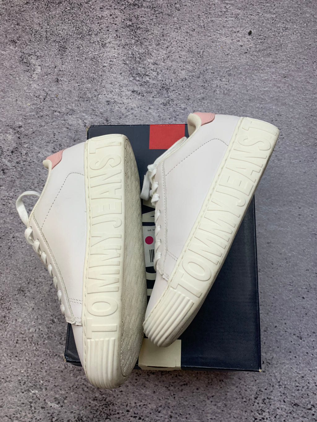 Tommy Hilfiger Cupsole Leather – skórzane sneakersy r. 37 + box