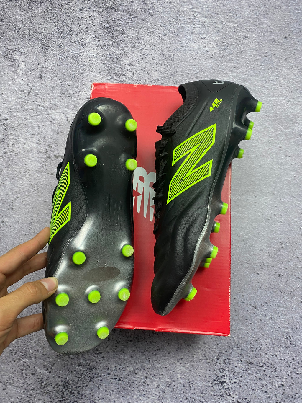 New Balance Furon 4.0 Dispatch FG 46.5 – Football Cleats