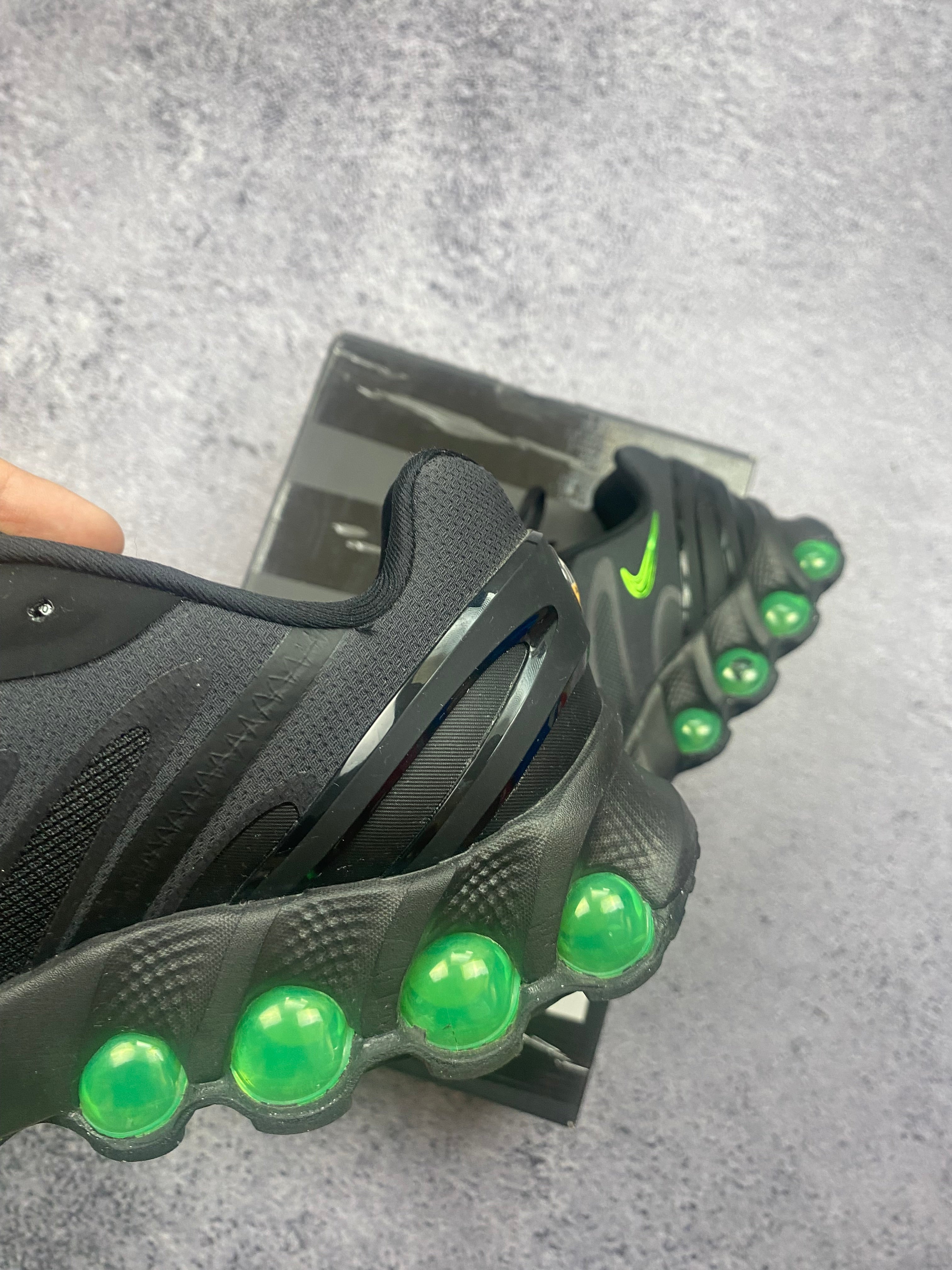 Nike Air Max Dn Black Green – sneakersy r. 42
