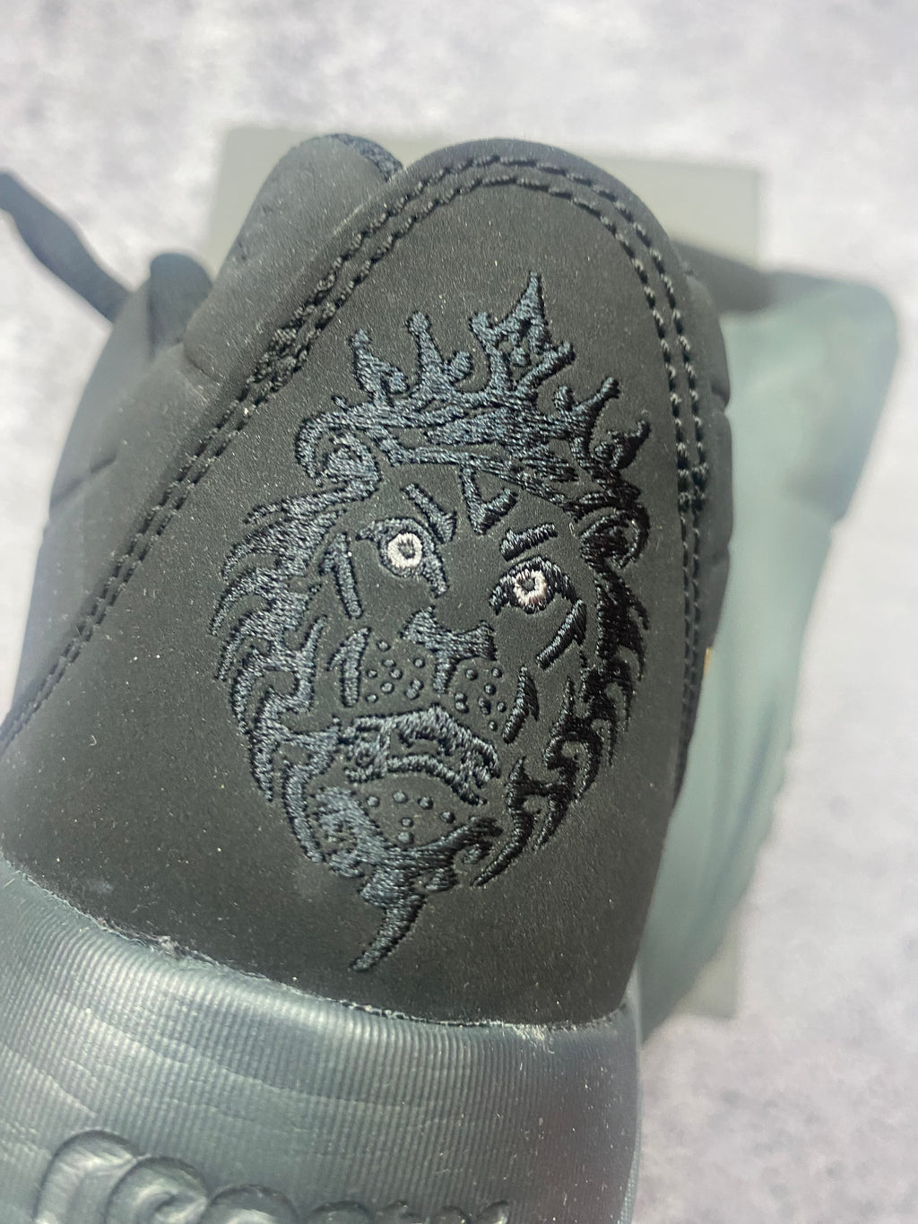 Nike LeBron Witness IX Black Iron Grey – buty do koszykówki r. 42.5