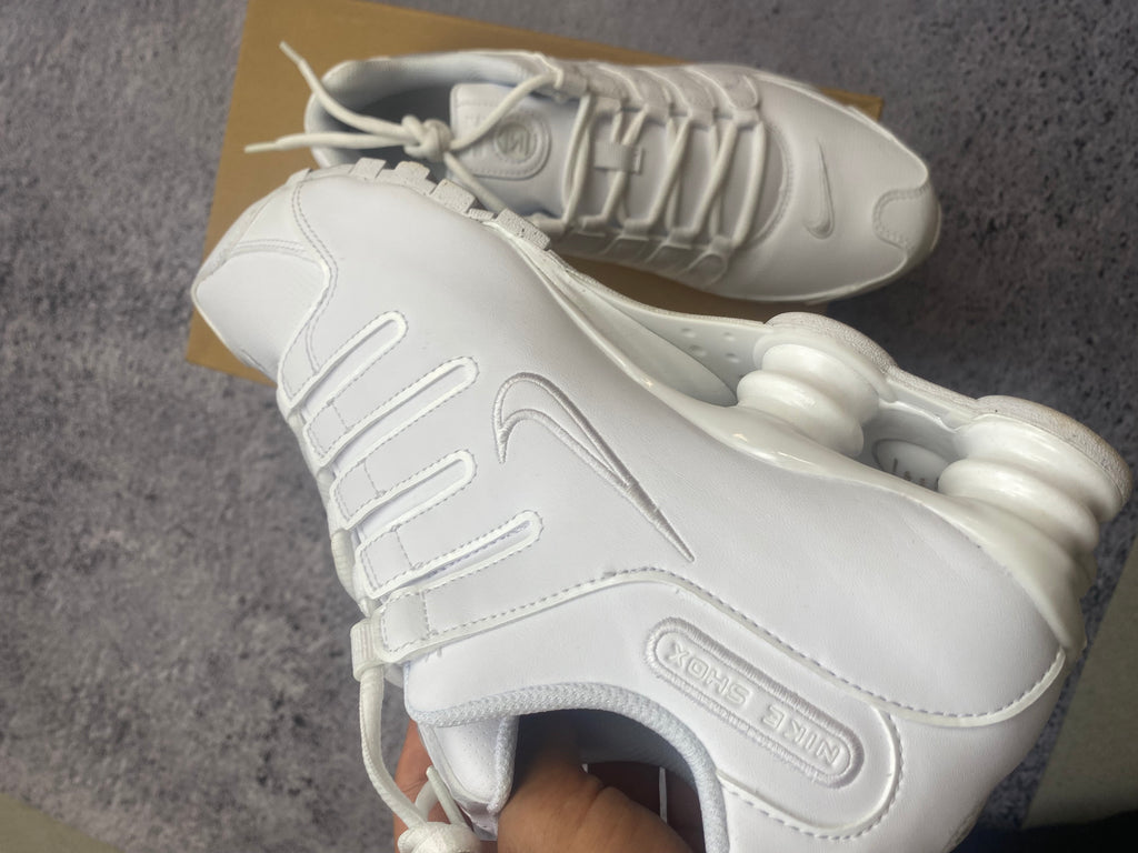 Nike Shox NZ EU Triple White Leather Running Sneakers 43