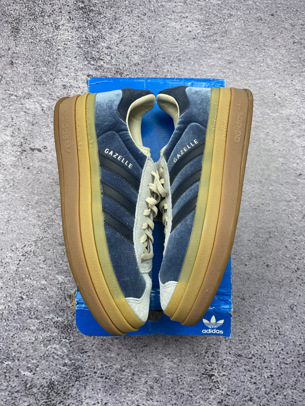 Adidas Gazelle Bold Platform – sneakersy zamszowe r. 42