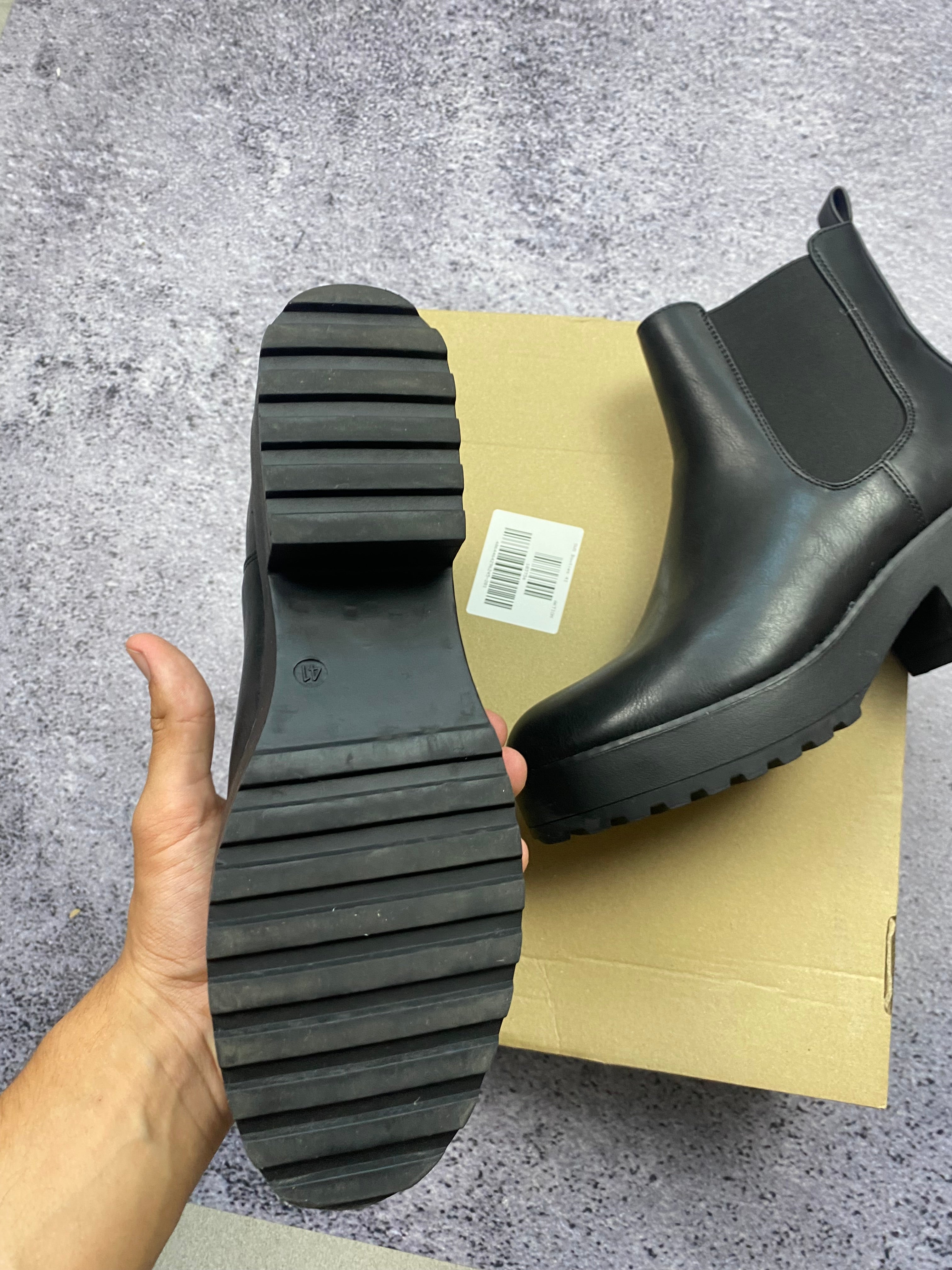 Black Chelsea boots on a platform, size 41