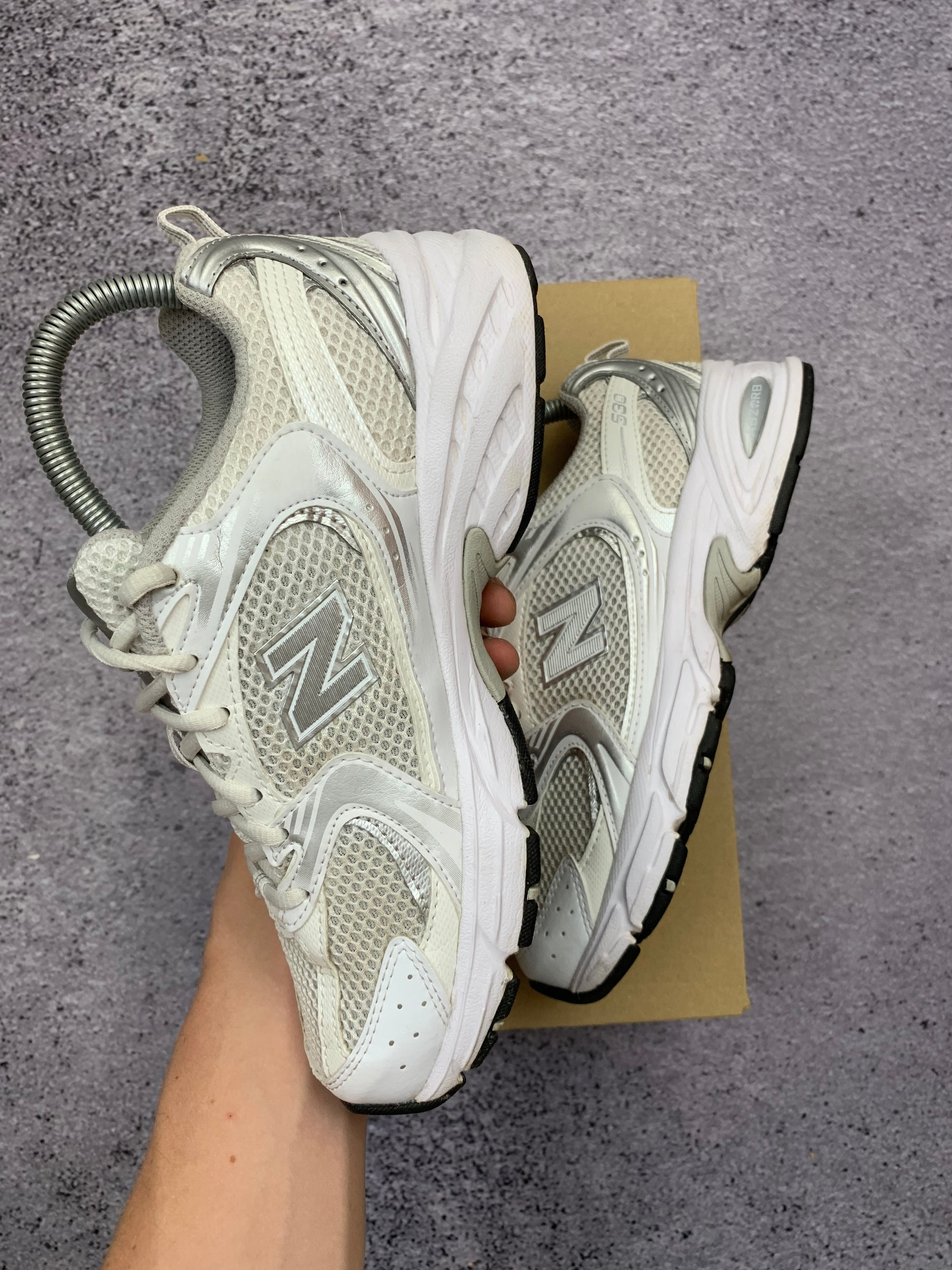 New Balance 530 MR530EMA Silver White Sneakersy Running Y2K r. 38 stan idealny