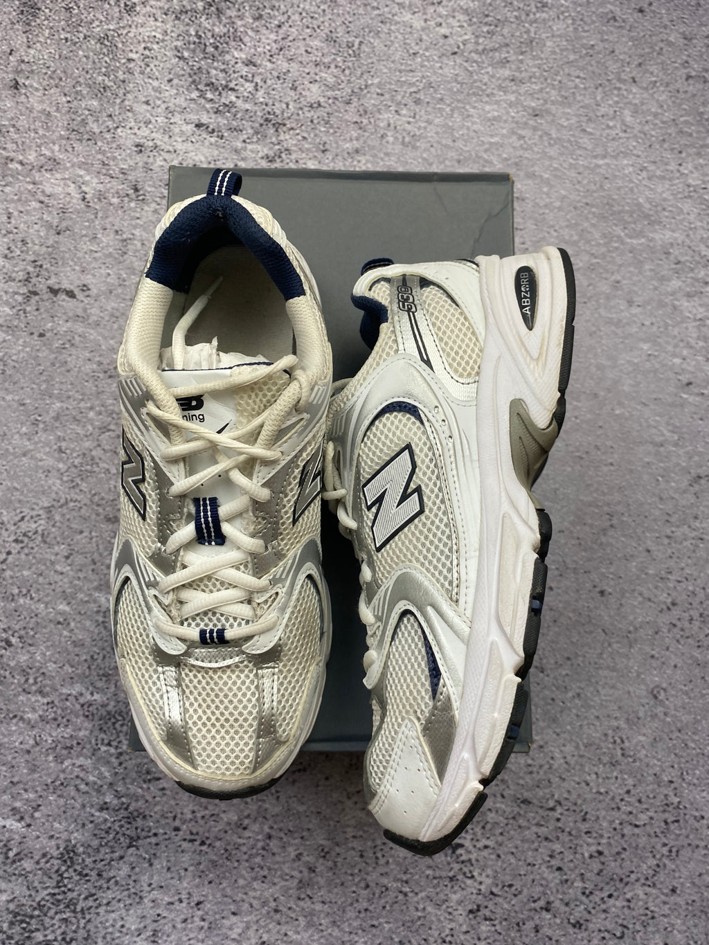 New Balance 530 white sports sneakers size 40
