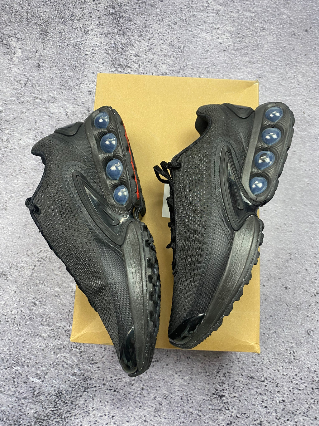 Nike Air Max Dn Triple Black – lifestyle sneakers size 42