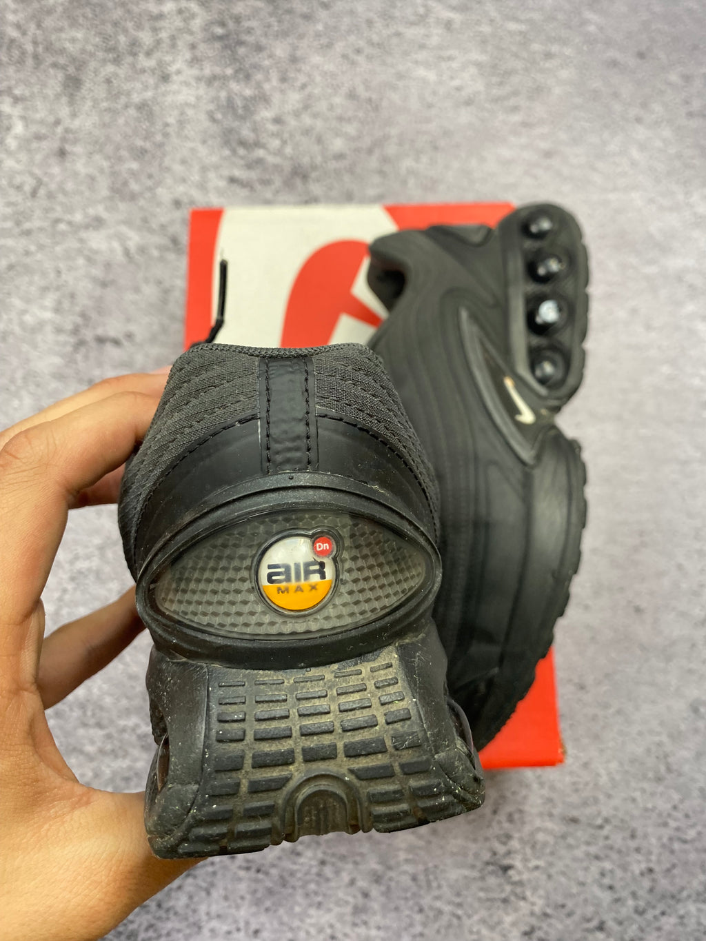 Nike Air Max Dn black sports sneakers size 40.5