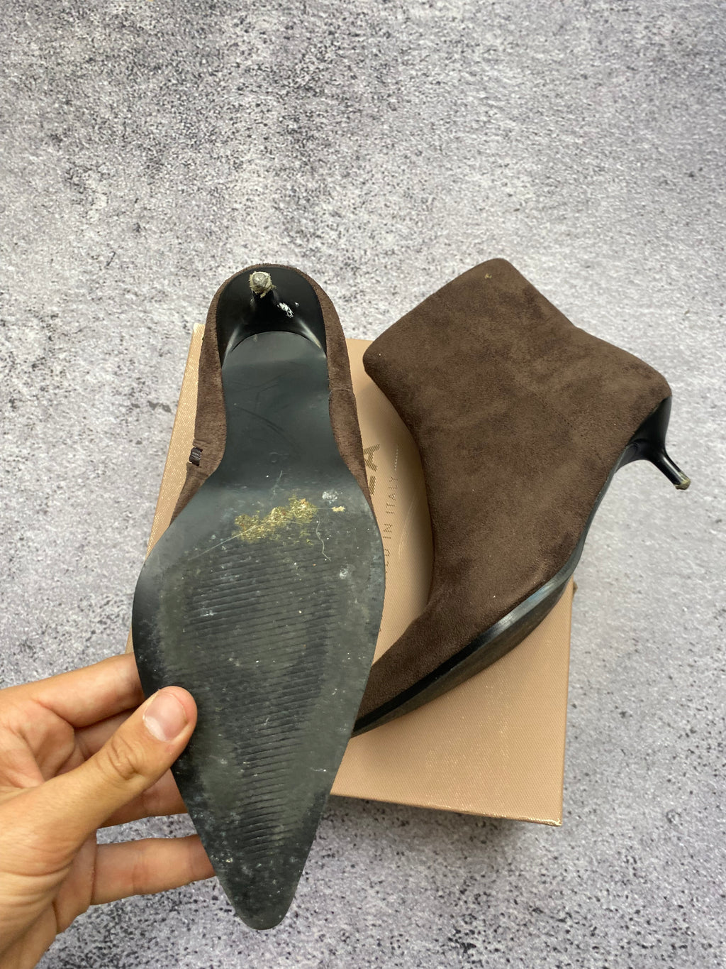 Carvela leather heeled ankle boots size 41