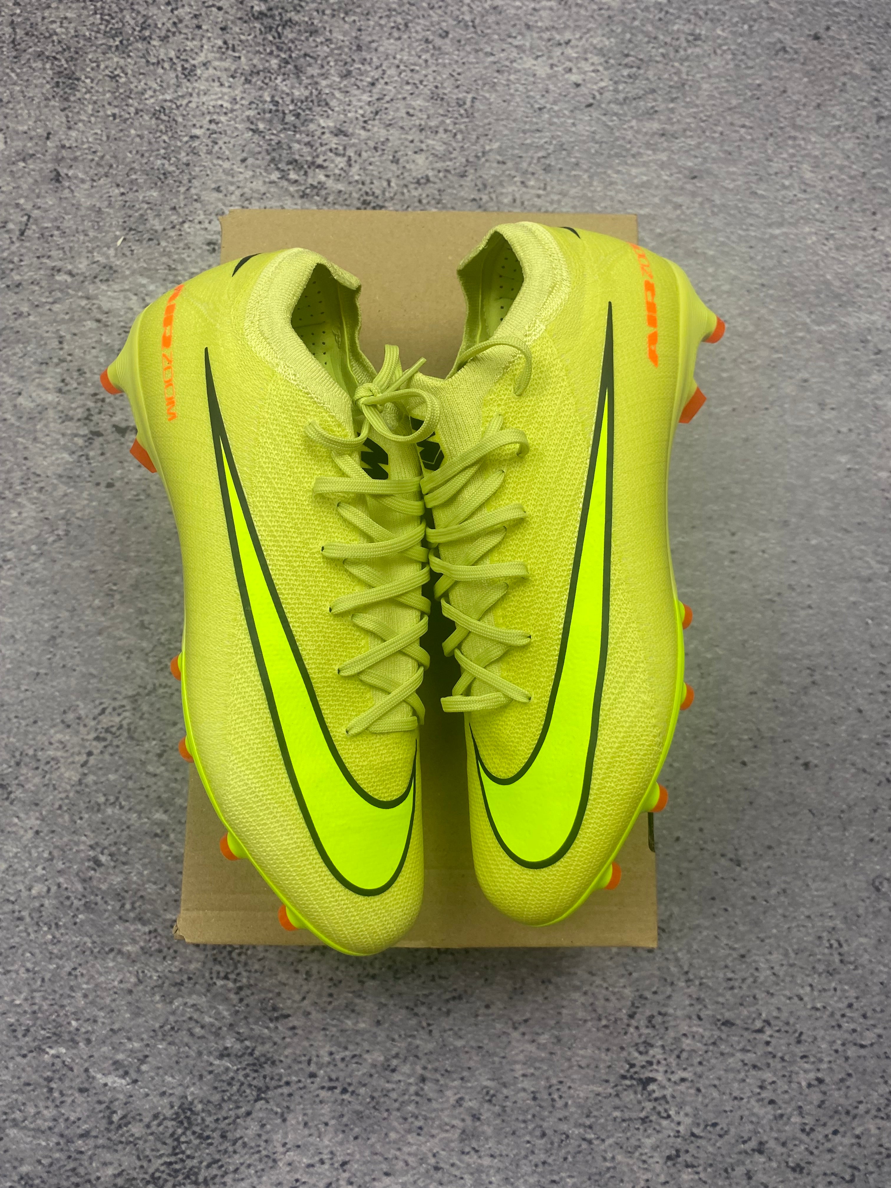 Nike Mercurial Vapor 15 Academy FG/MG Volt Football Boots Size 42.5
