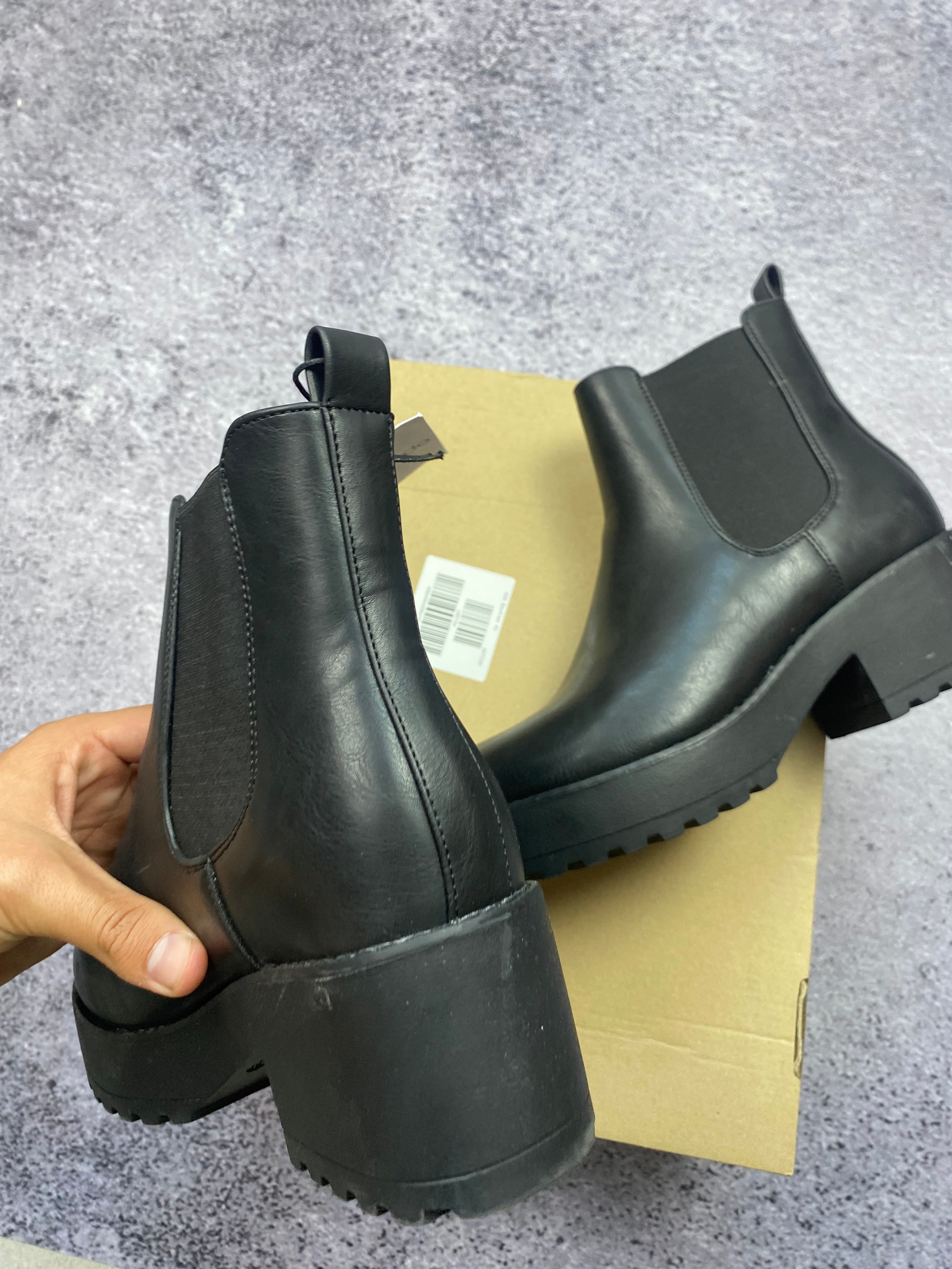 Black Chelsea boots on a platform, size 41