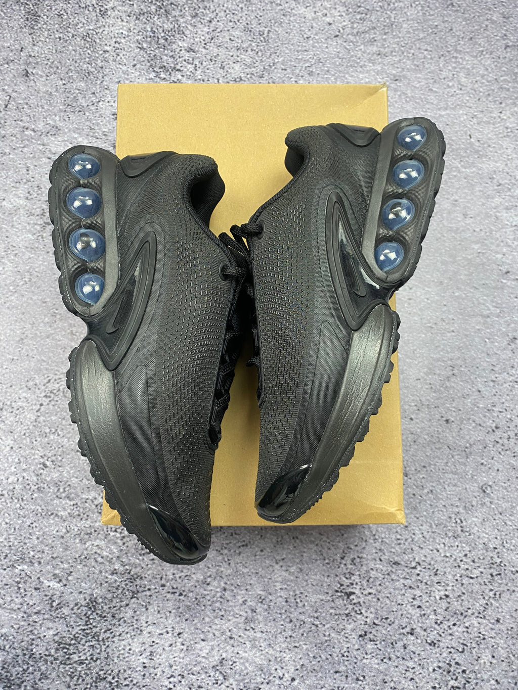 Nike Air Max Dn Triple Black – lifestyle sneakers size 42