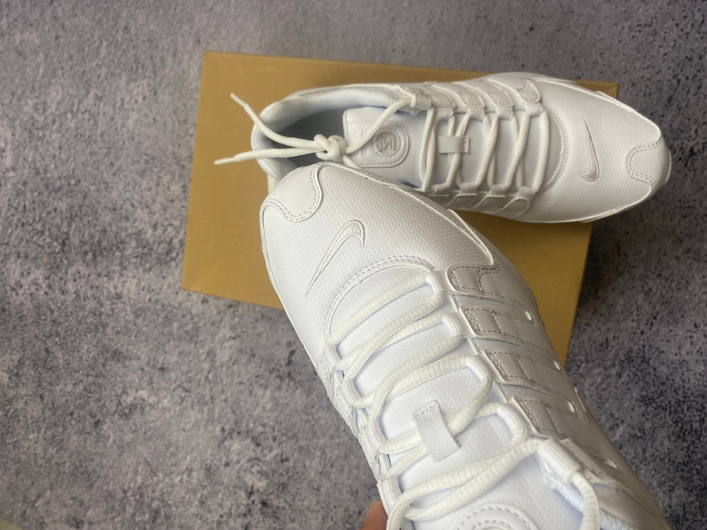 Nike Shox NZ EU Triple White Leather Running Sneakers 43