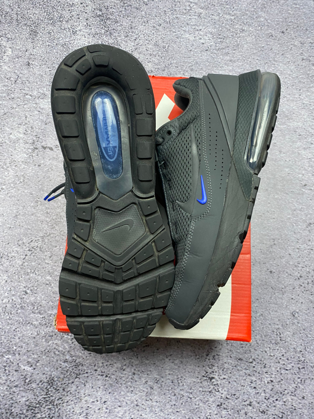 Nike Air Max Pulse 45.5 – Anthracite/Blue sports sneakers