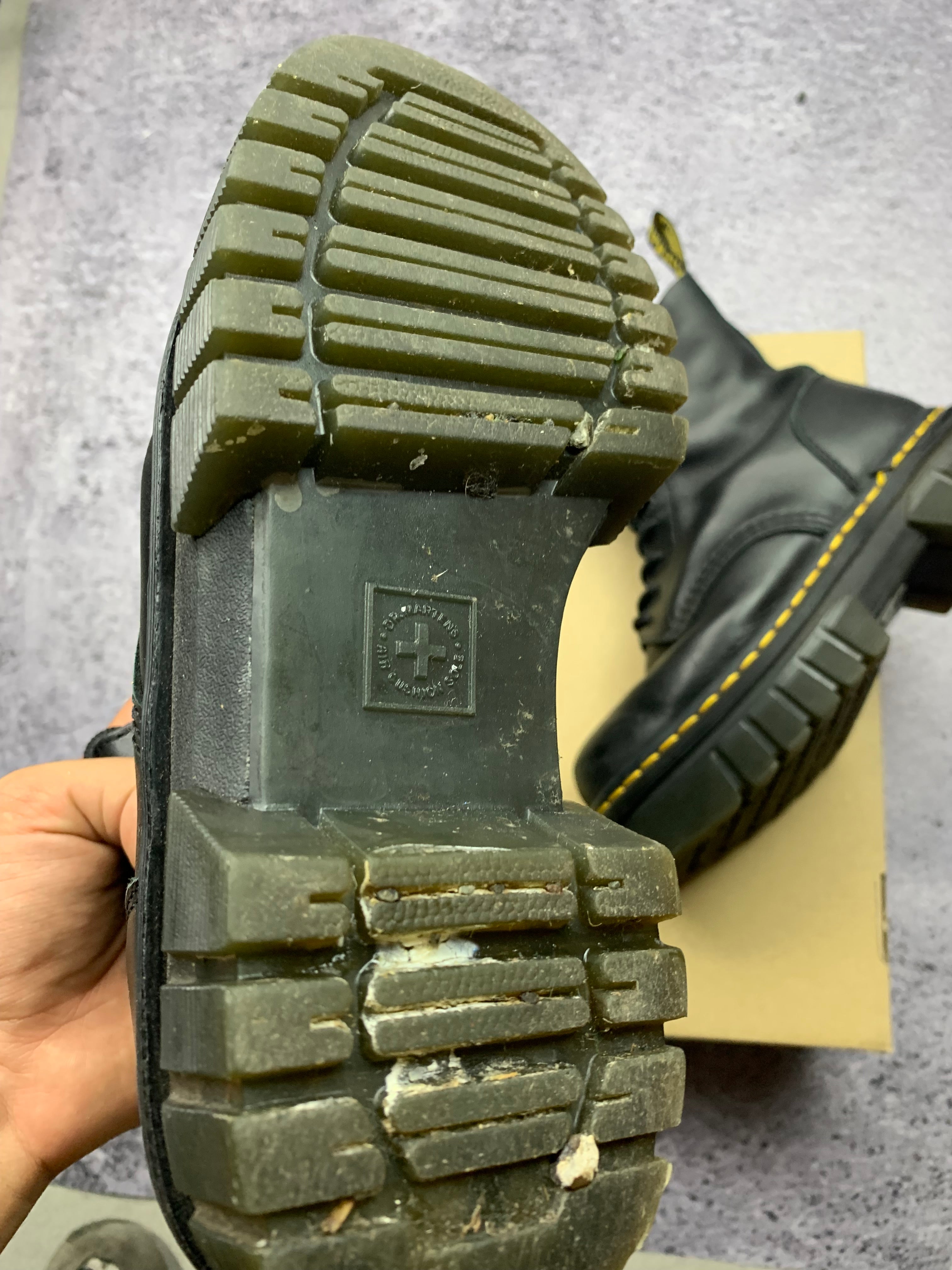 Dr. Martens Audrick 8-Eye Boot – skórzane botki platforma r. 38