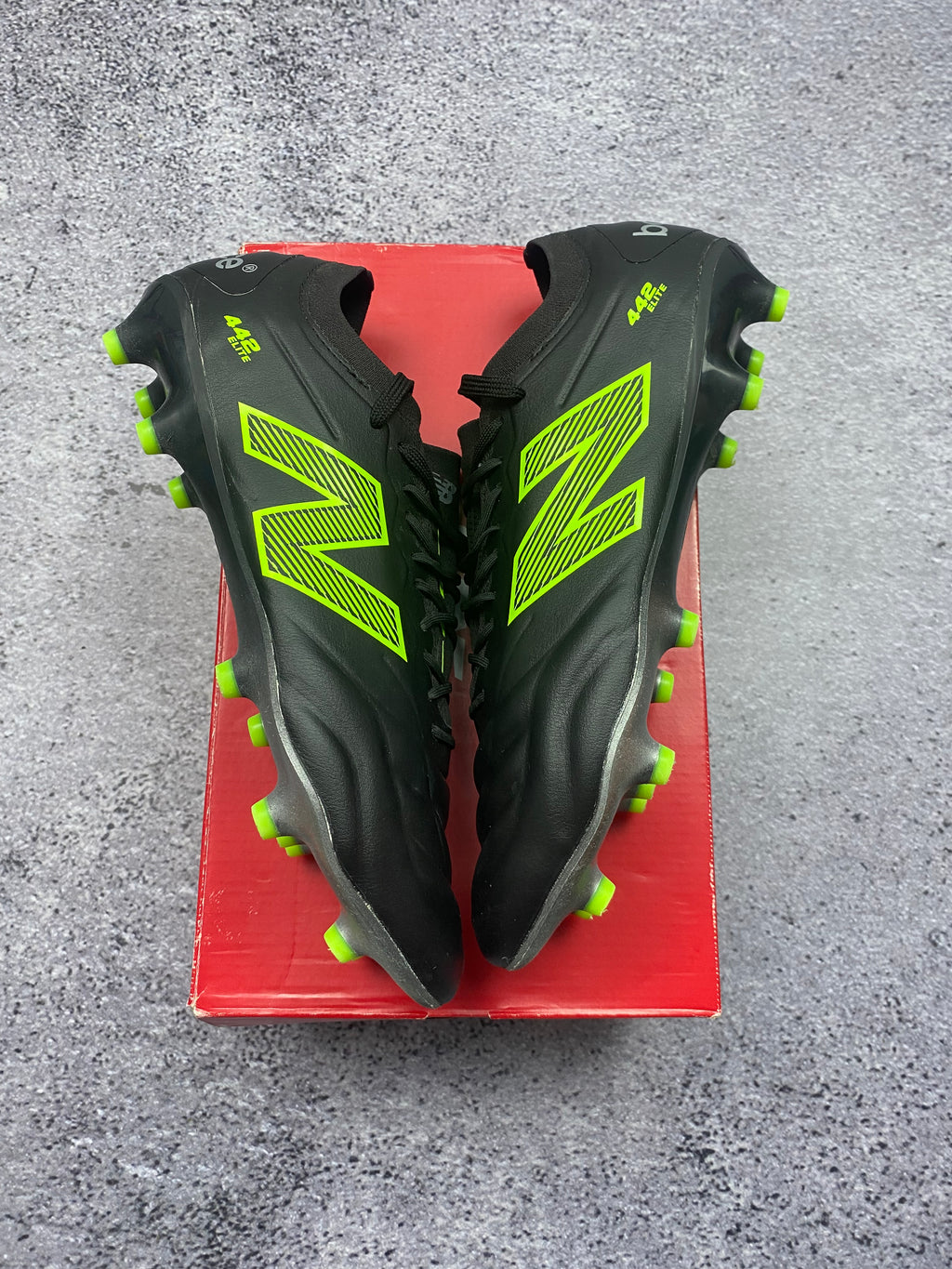 New Balance Furon 4.0 Dispatch FG 46.5 – Football Cleats