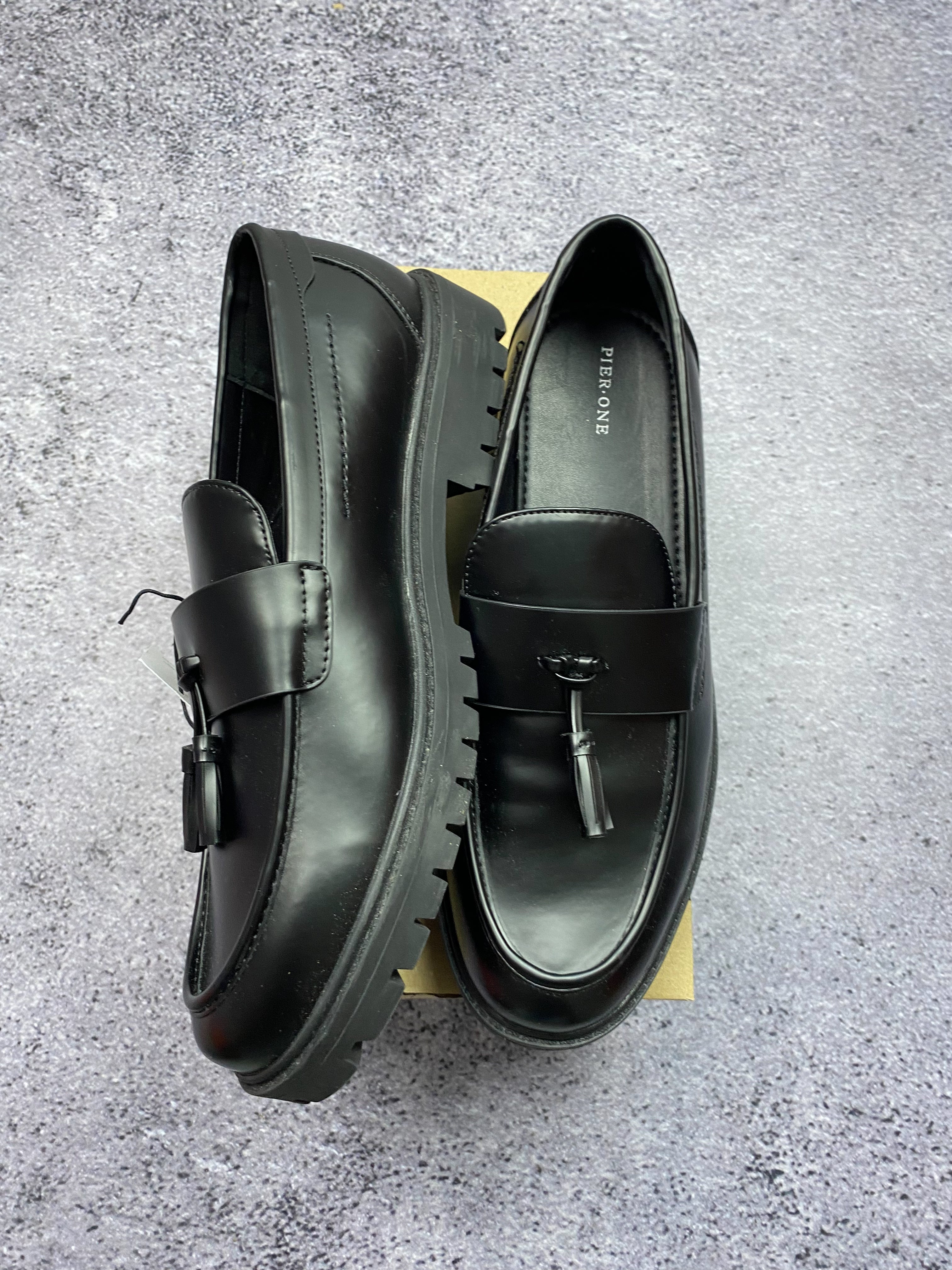 Pier One Loafers Tassel 45 – elegant black loafers